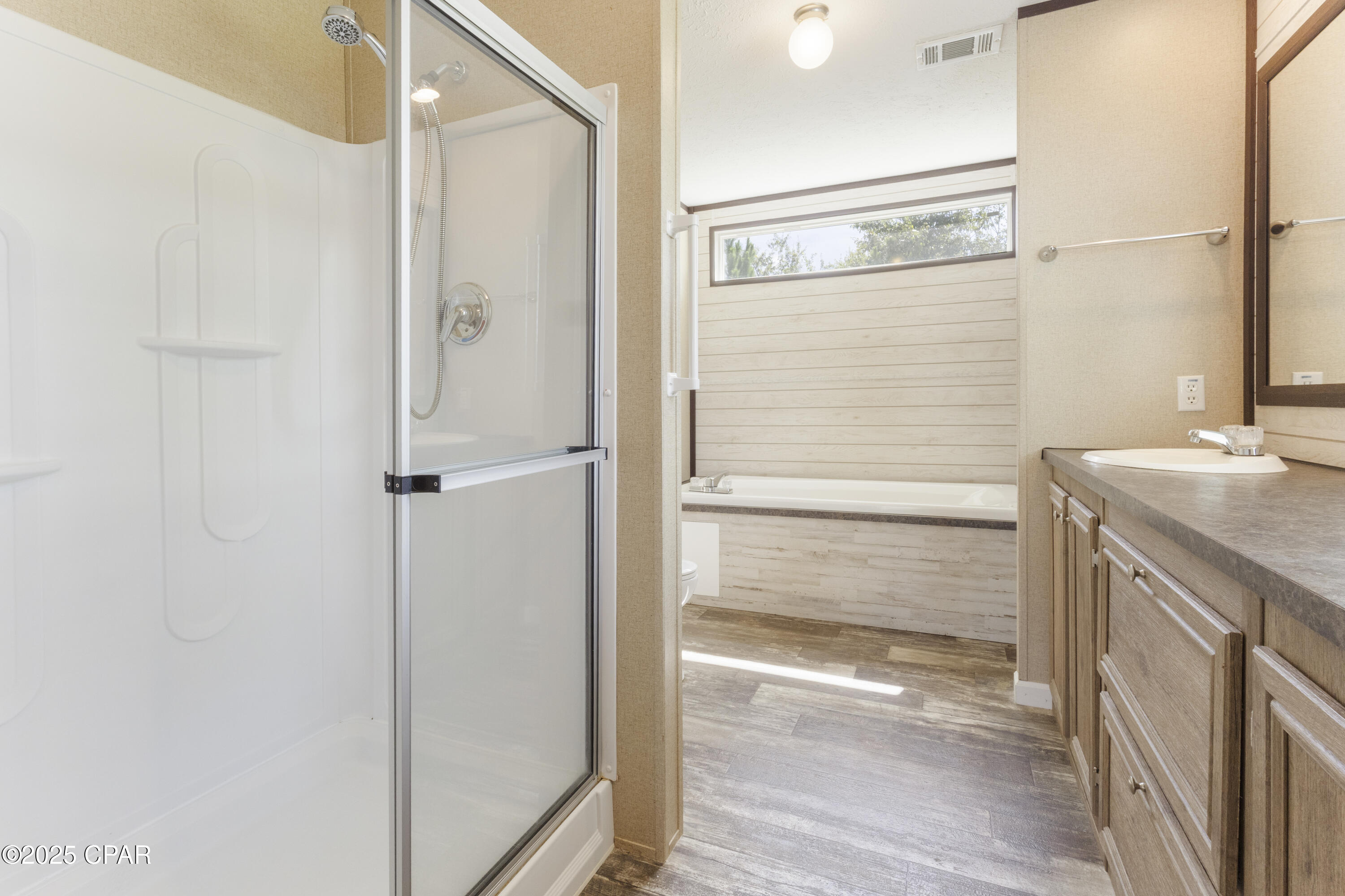 Paprvhdxogau7 Ksydu1e6krw_v Hiuustk0n07hb3q