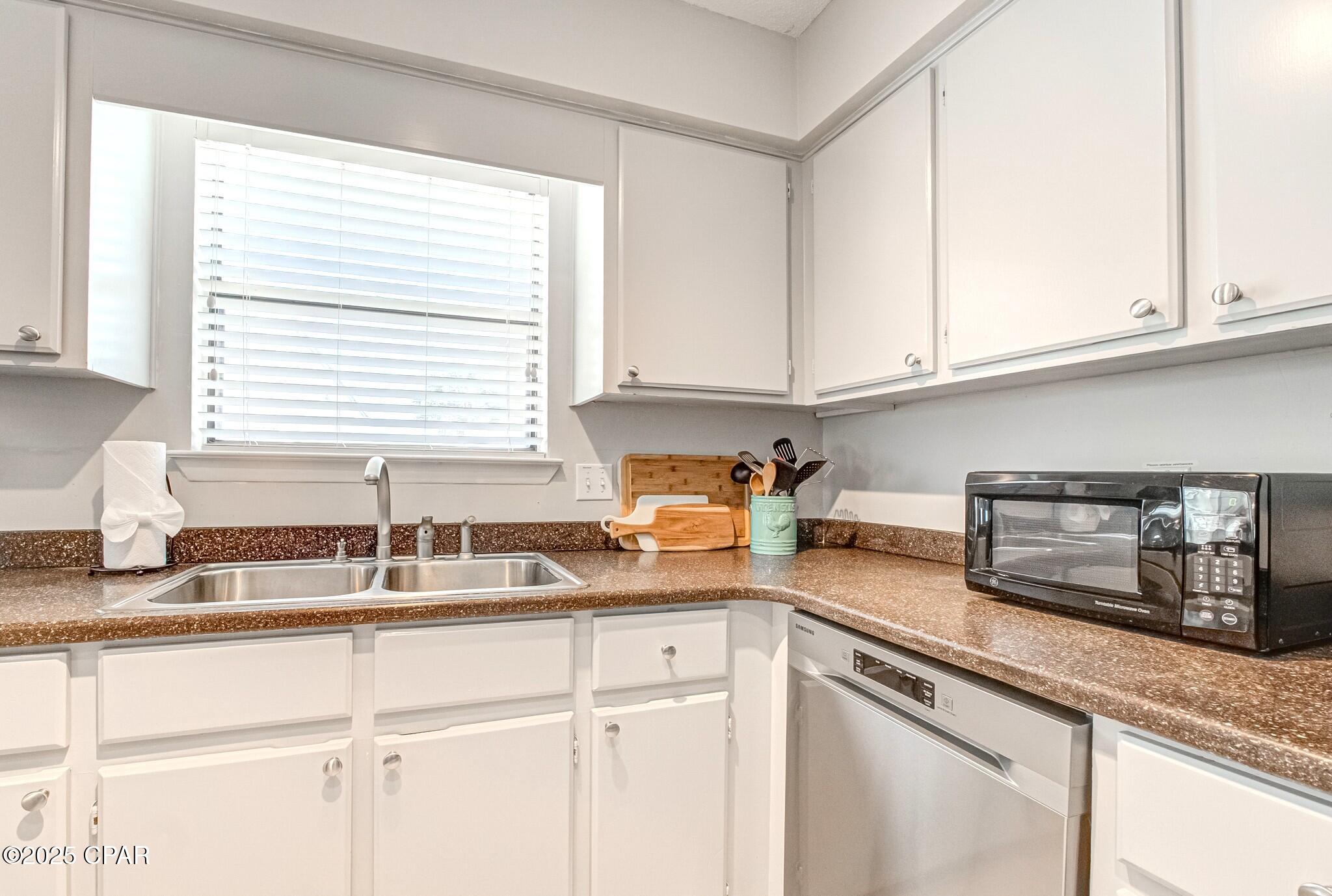 9ipyjcpxidyo_ff4sbpzqx_2xt0v01mhoasseqoemgc