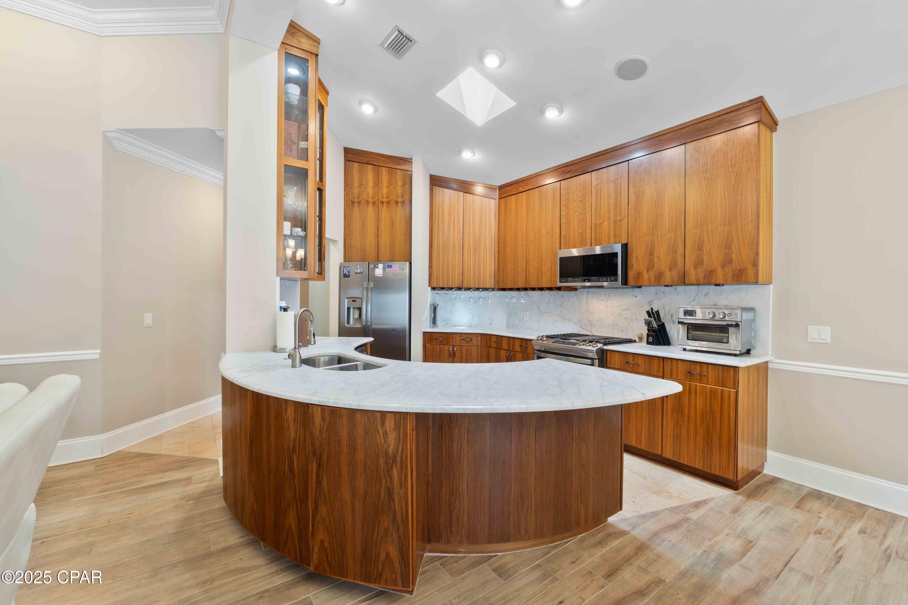 Ckdebplw1n6ybxifiup4jpmuepsyfjajufuzaf3l9go