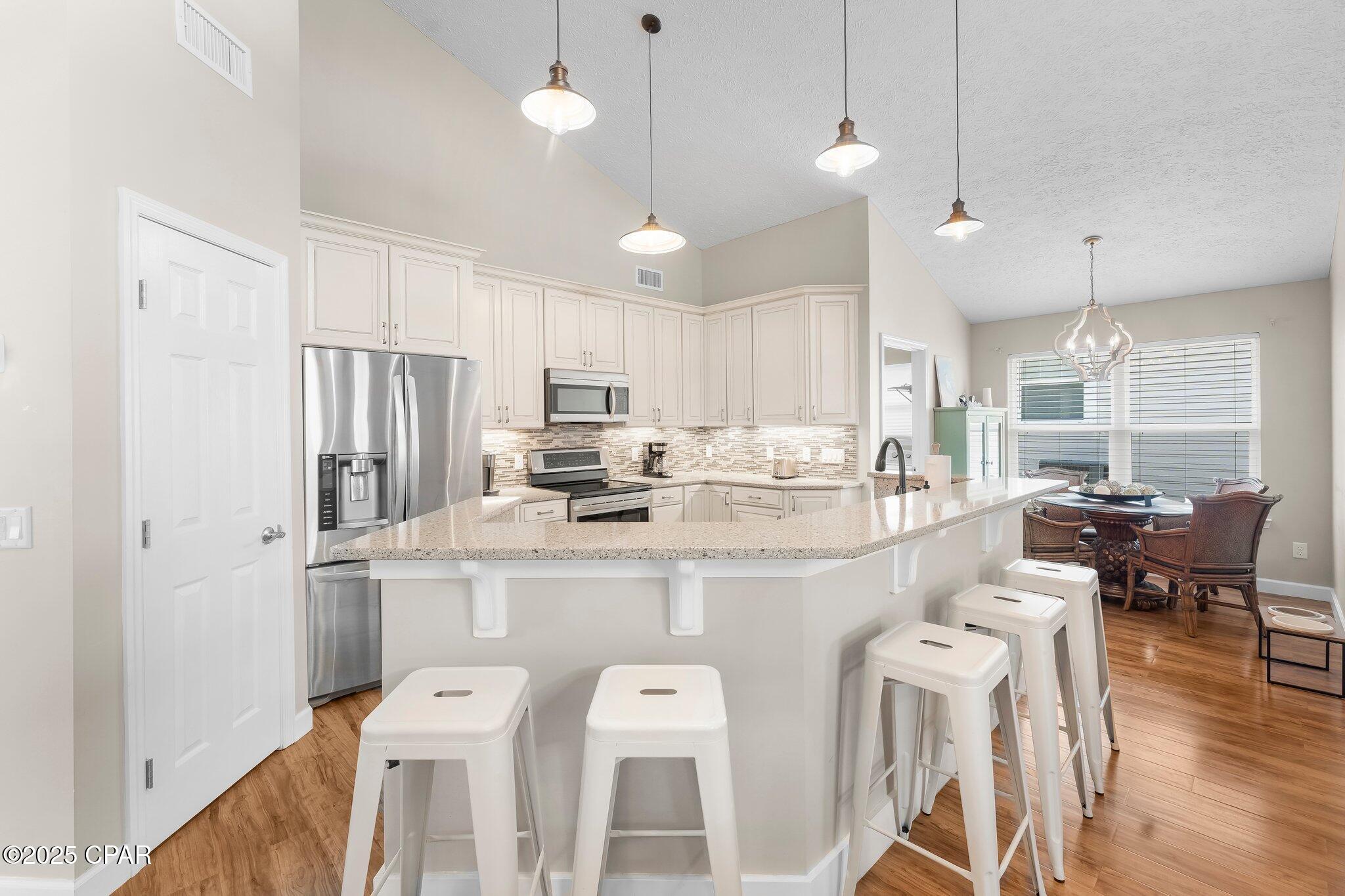 Qubq5j0aim3wmzz6nwdyu8dwd2whbkjsymbtradcnj8