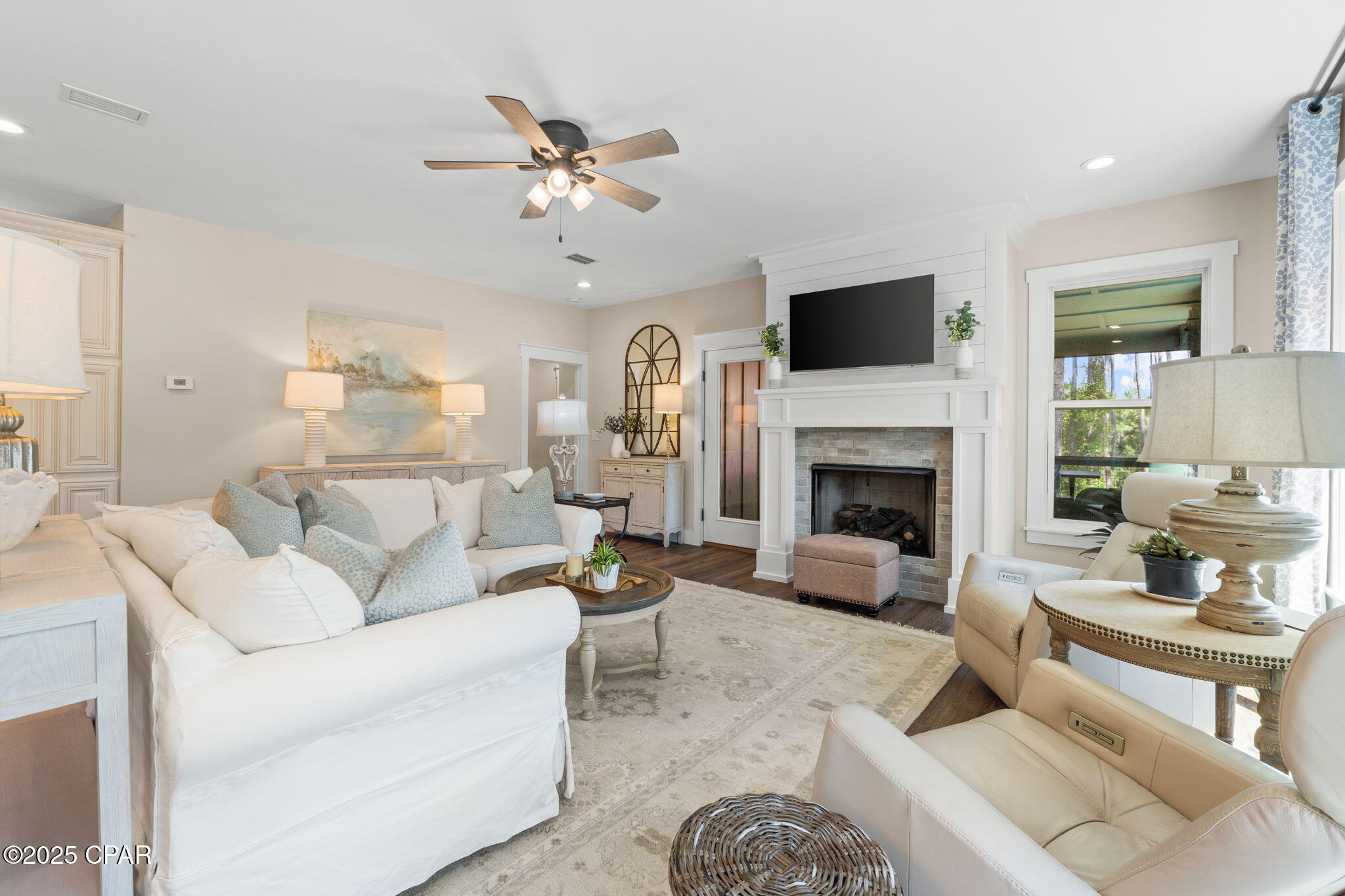 Ec5wqxn4zjpi40jyrtoxrgp9dlpmqxfjf7v8stwppoa