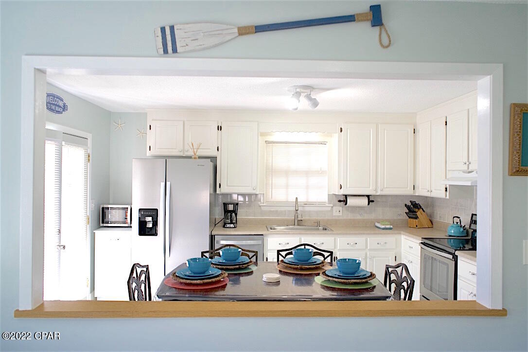 Uqmnhjaaimtw7s0tyugllvytr_coradctffhnedrnaq