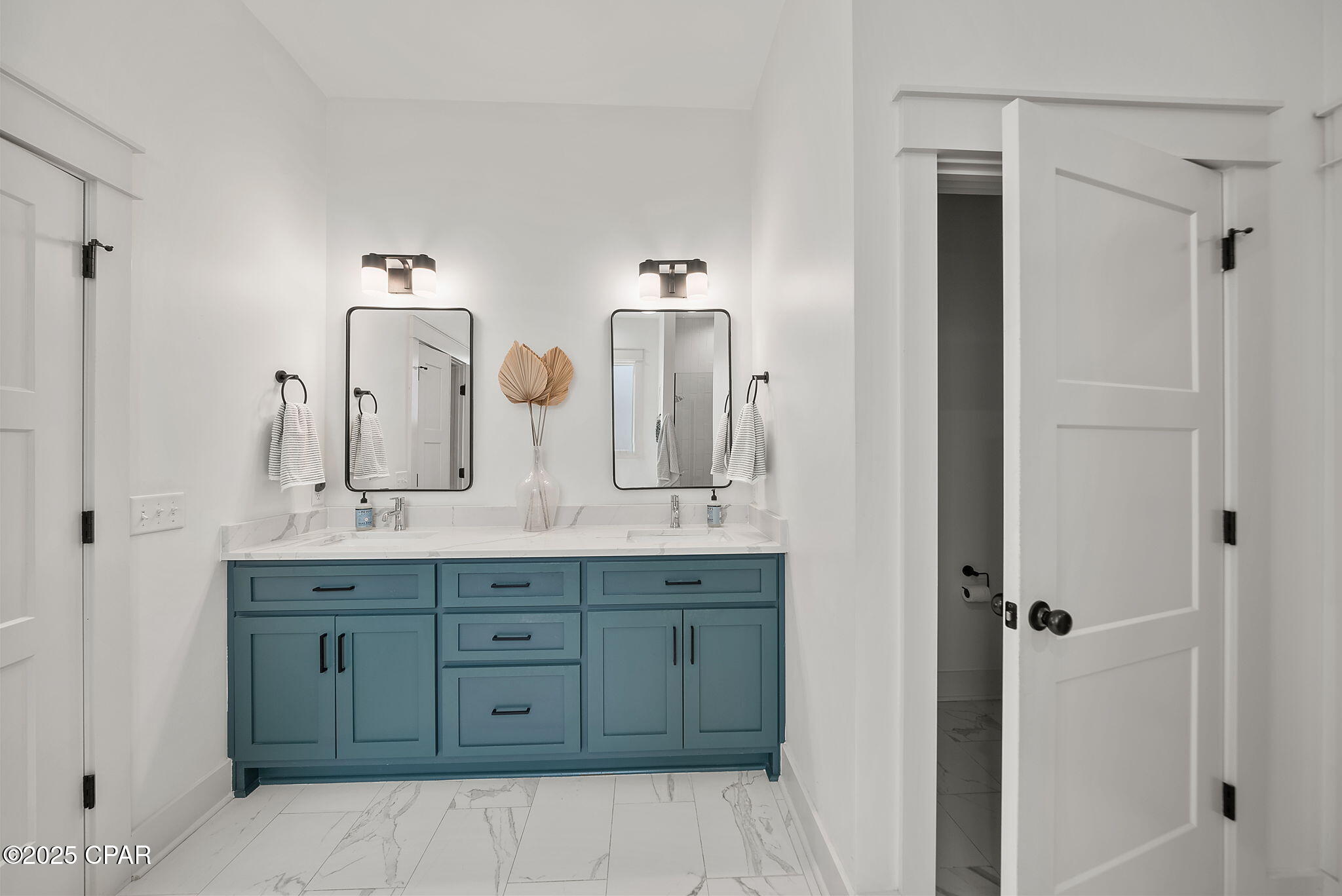 Image 20 For 320 Cicero Street