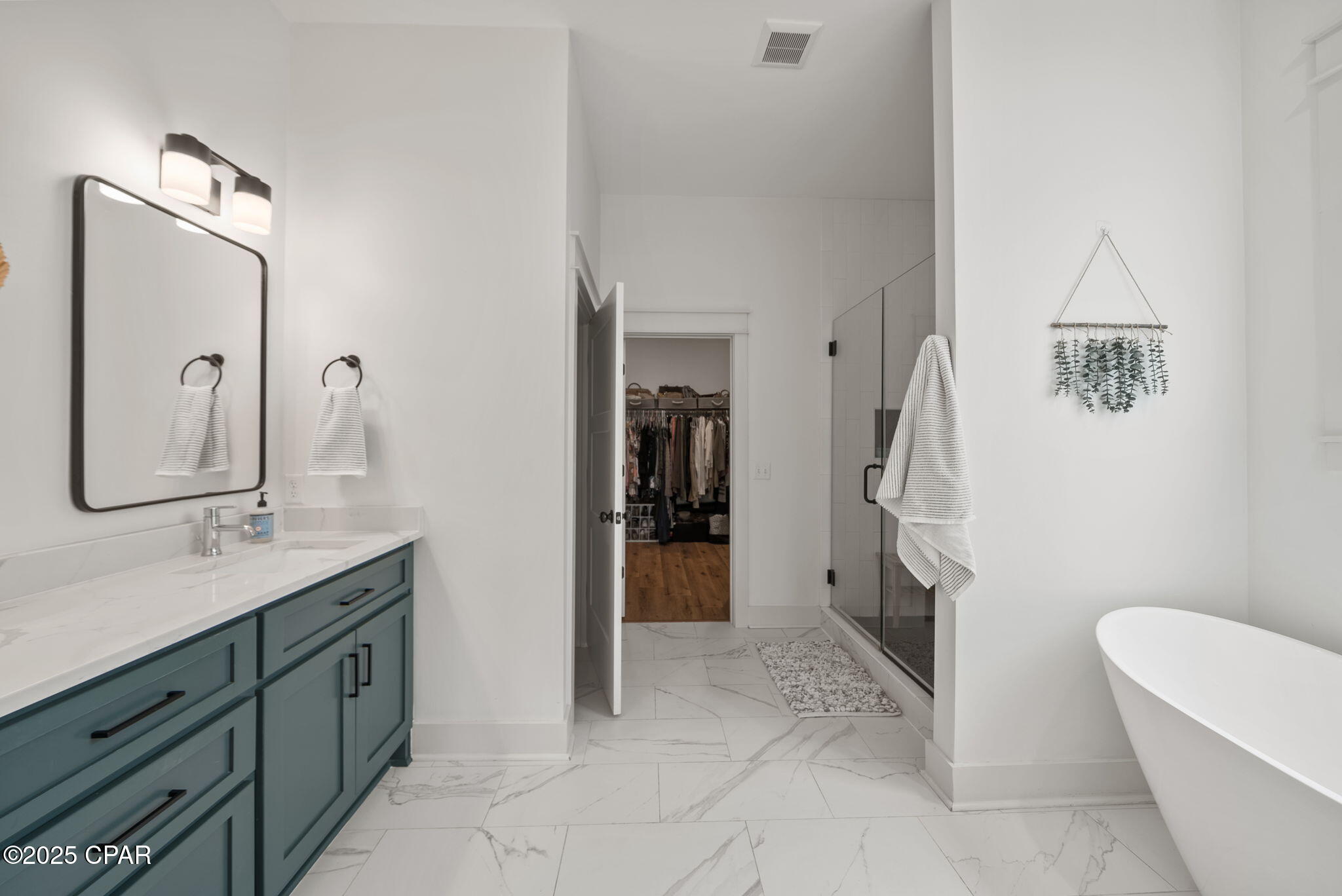 Image 21 For 320 Cicero Street