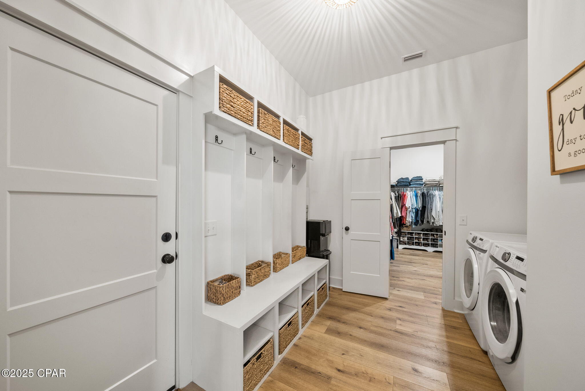 Jbuby 6uoiabglprc87deijqjmlobfbgrbe9mzzul54