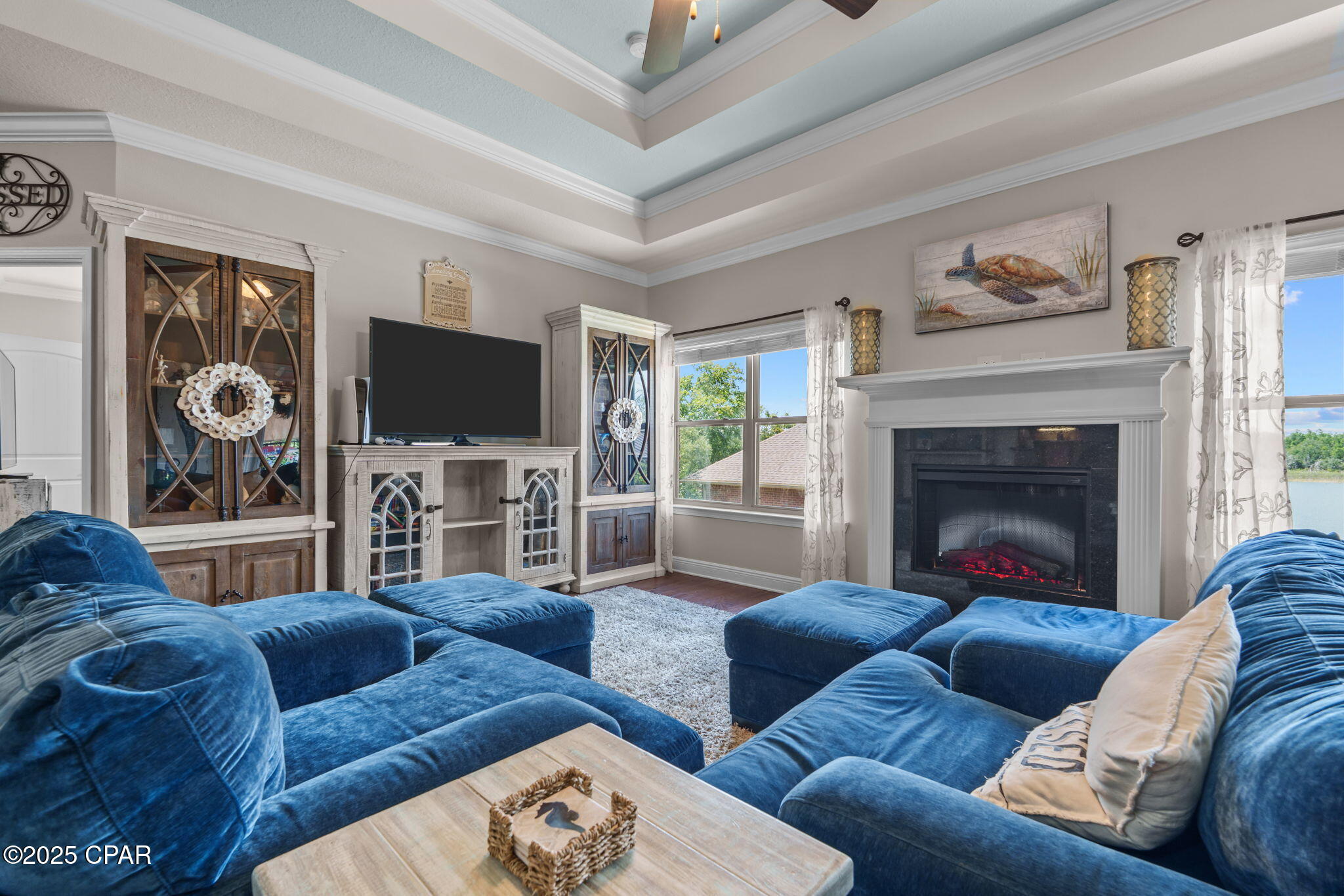 Listing photo id 17 for 111 Lake Merial Boulevard