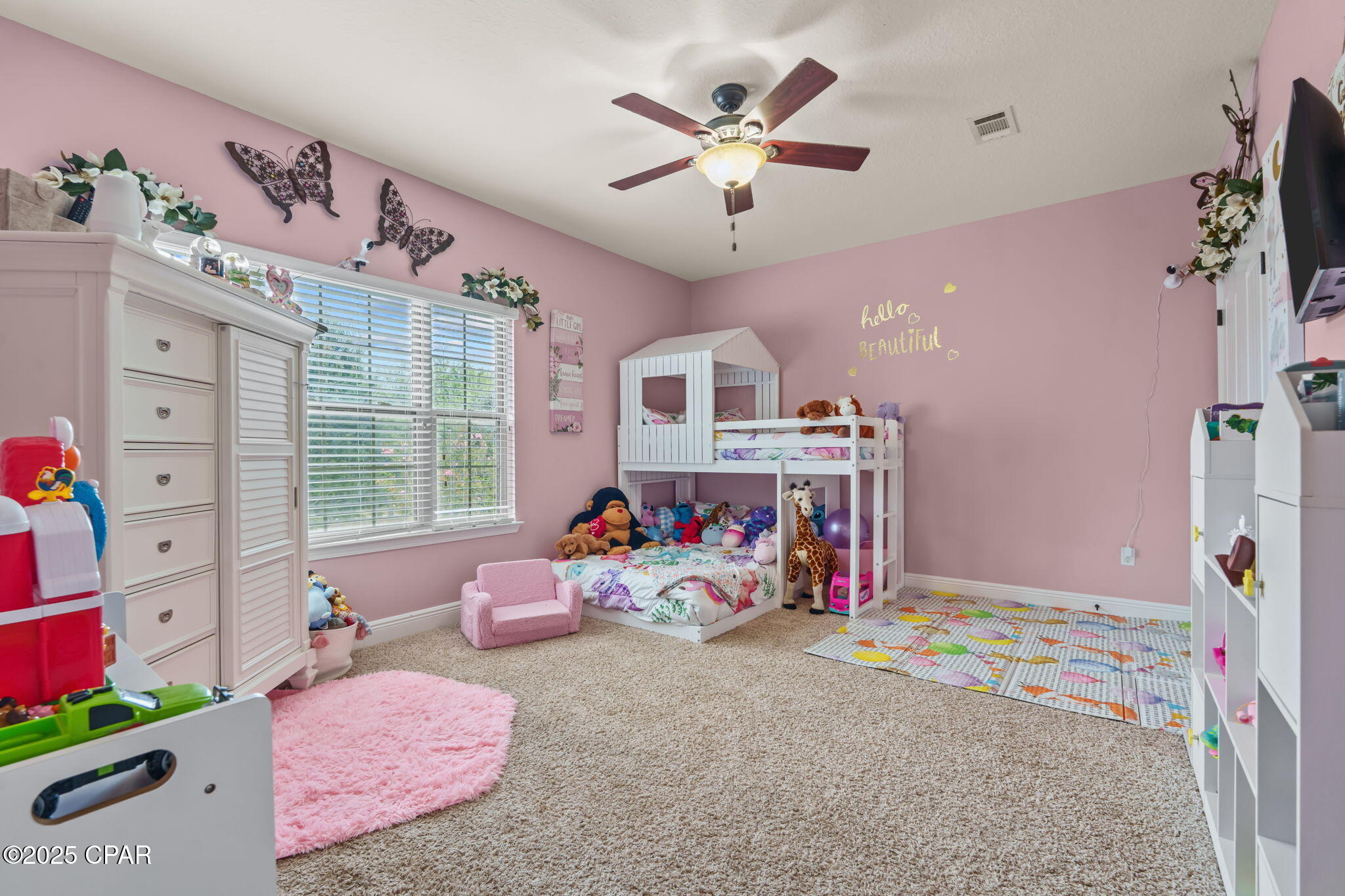 Listing photo id 34 for 111 Lake Merial Boulevard