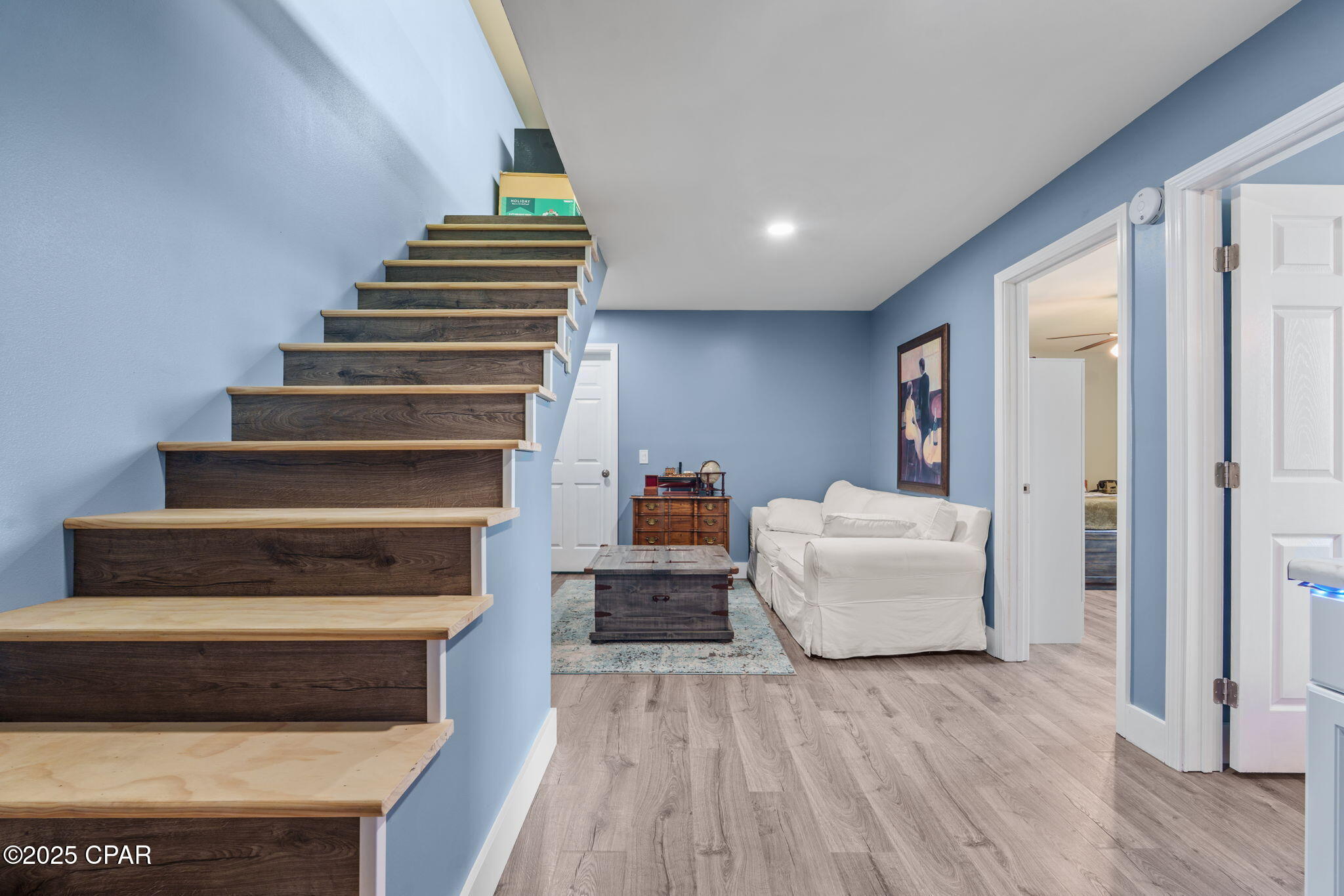 Listing photo id 51 for 111 Lake Merial Boulevard