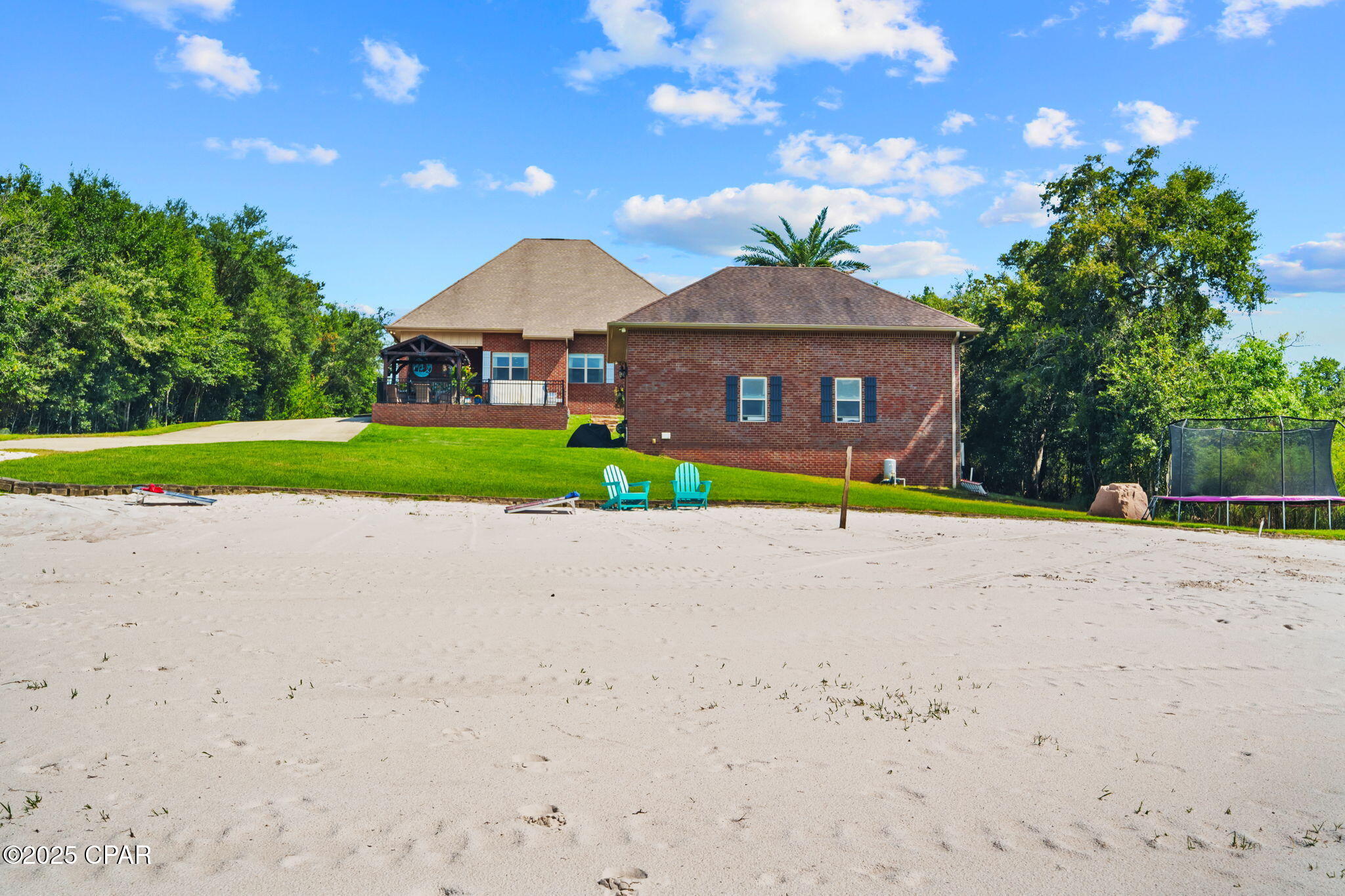 Listing photo id 58 for 111 Lake Merial Boulevard