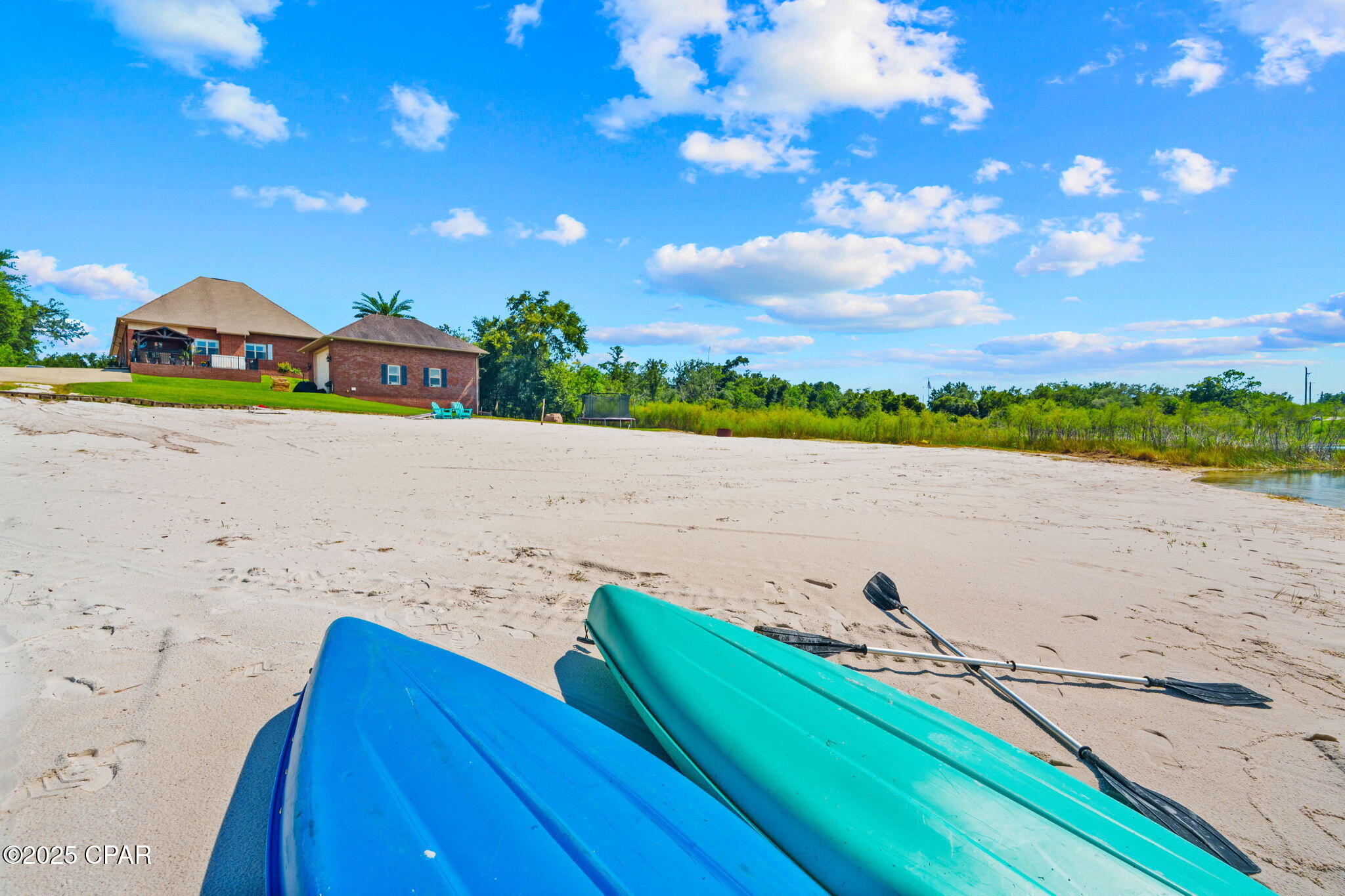 Listing photo id 69 for 111 Lake Merial Boulevard