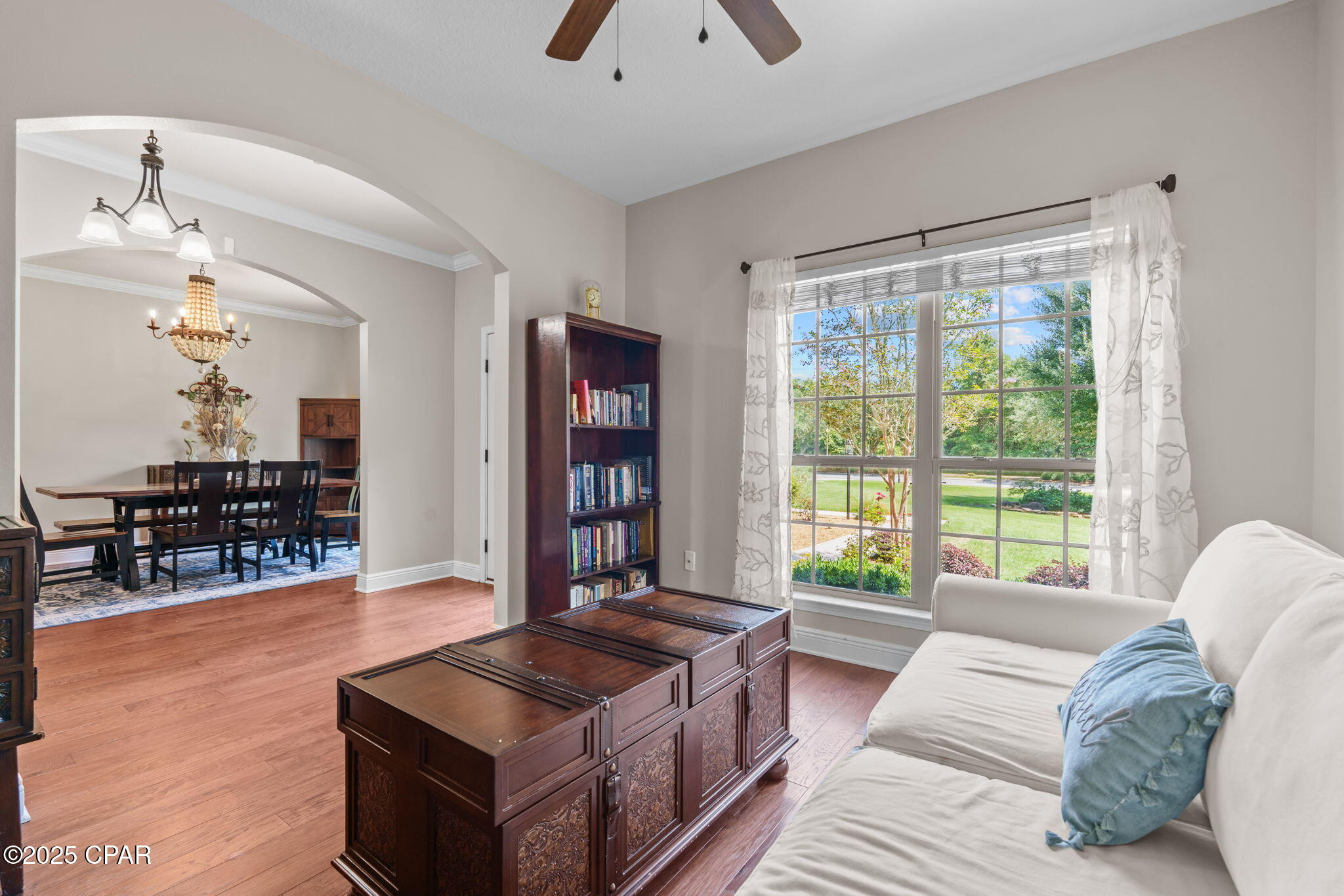 Listing photo id 7 for 111 Lake Merial Boulevard