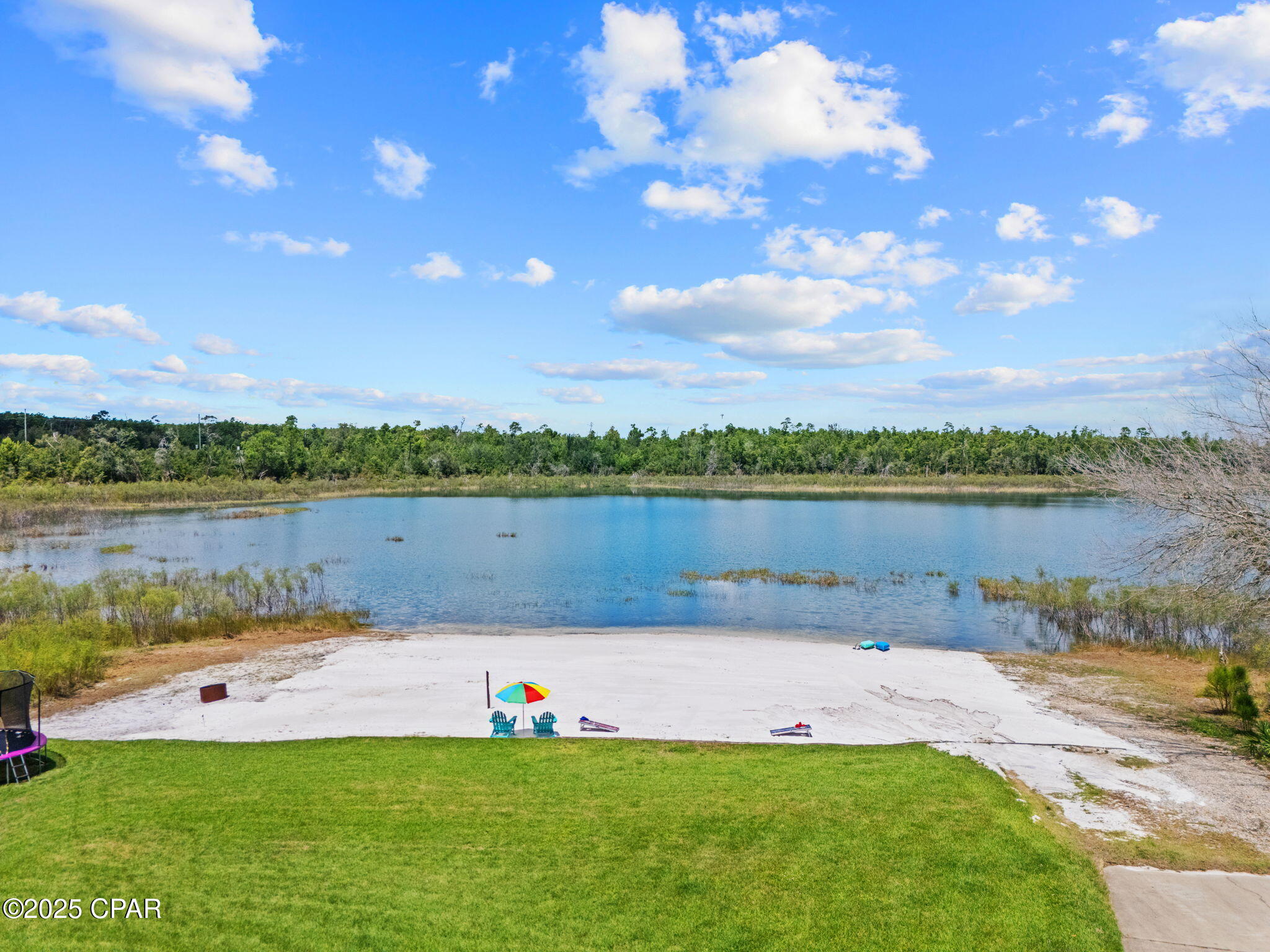 Listing photo id 70 for 111 Lake Merial Boulevard