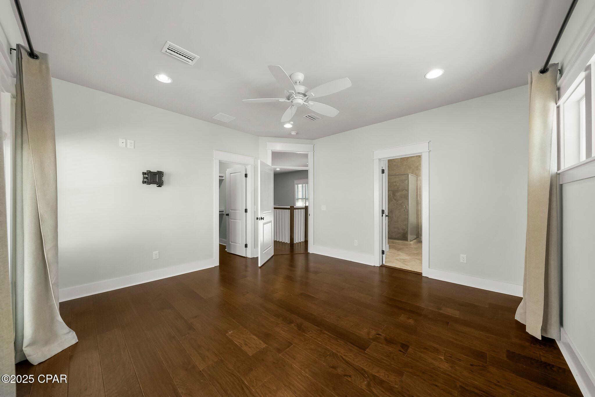 Eufo9ekrgkwonowe8dbc8t0luzomfmcpun5eef_lwui