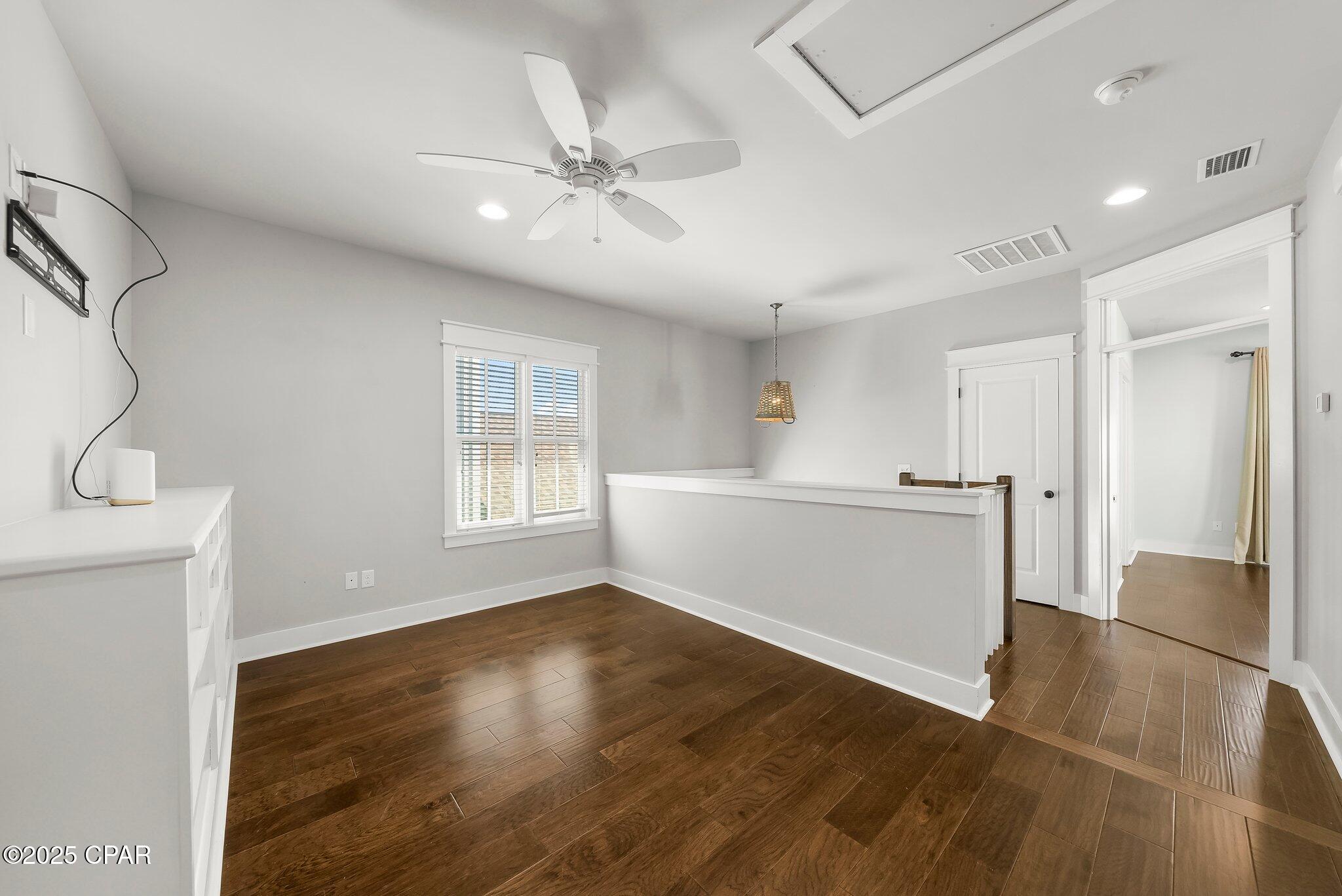 Image 27 For 403 Liverpool Avenue