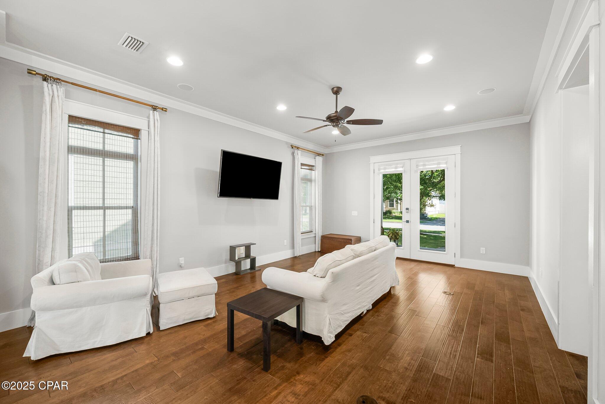 Ekvdomyfmlve_xompiailrvexw2_daldwuff4ftix5g