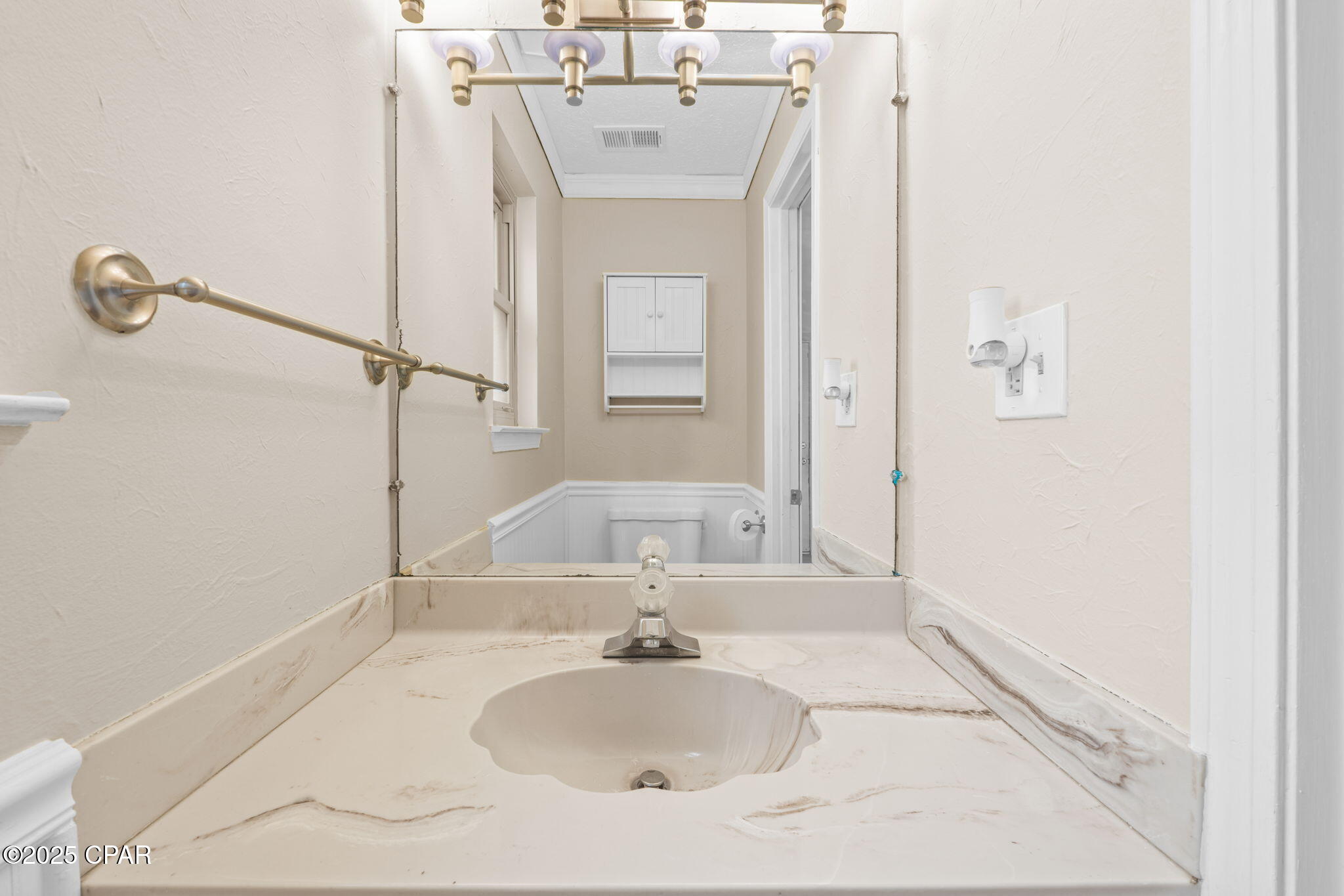 2o3mgqqfnh2xpdsiq7y8vdaed7zyinytugw_miyz9t8