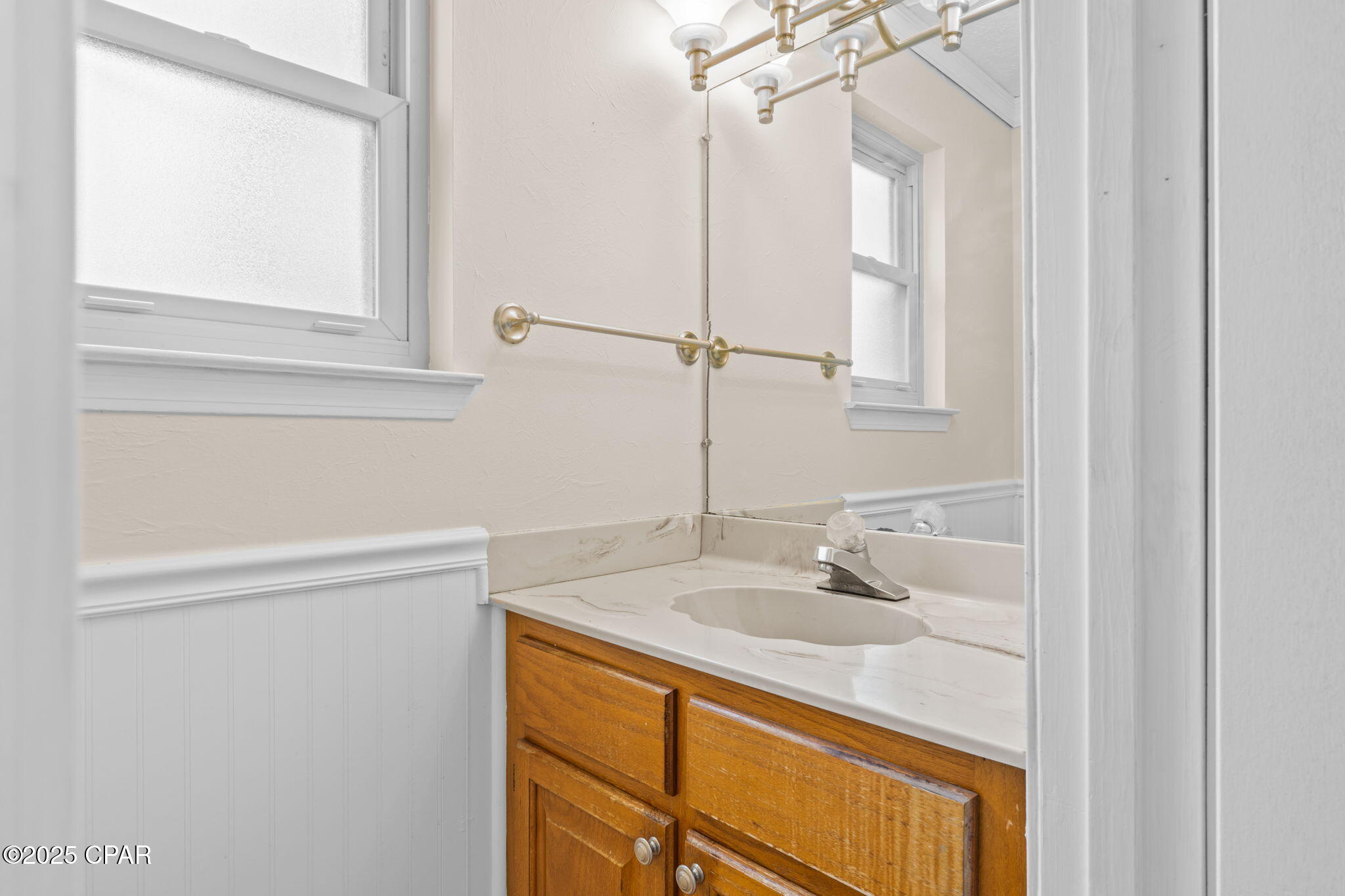 Image 23 For 1520 Belmont Boulevard