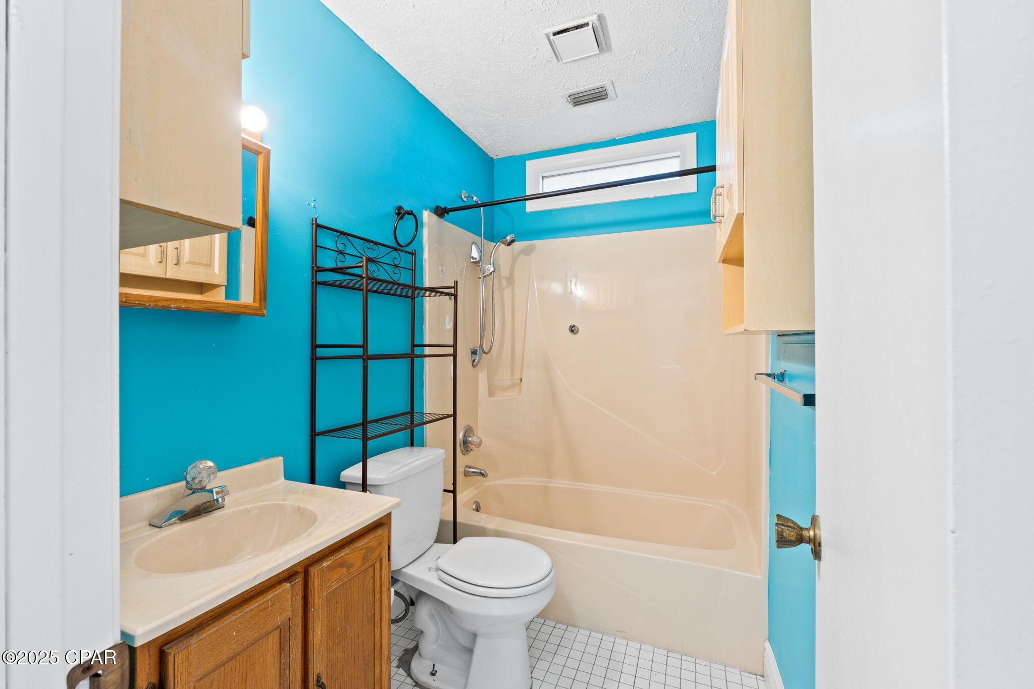 Kllg_bjmqozfqjg03gqeqvtlaxmocabfjztccljaqha