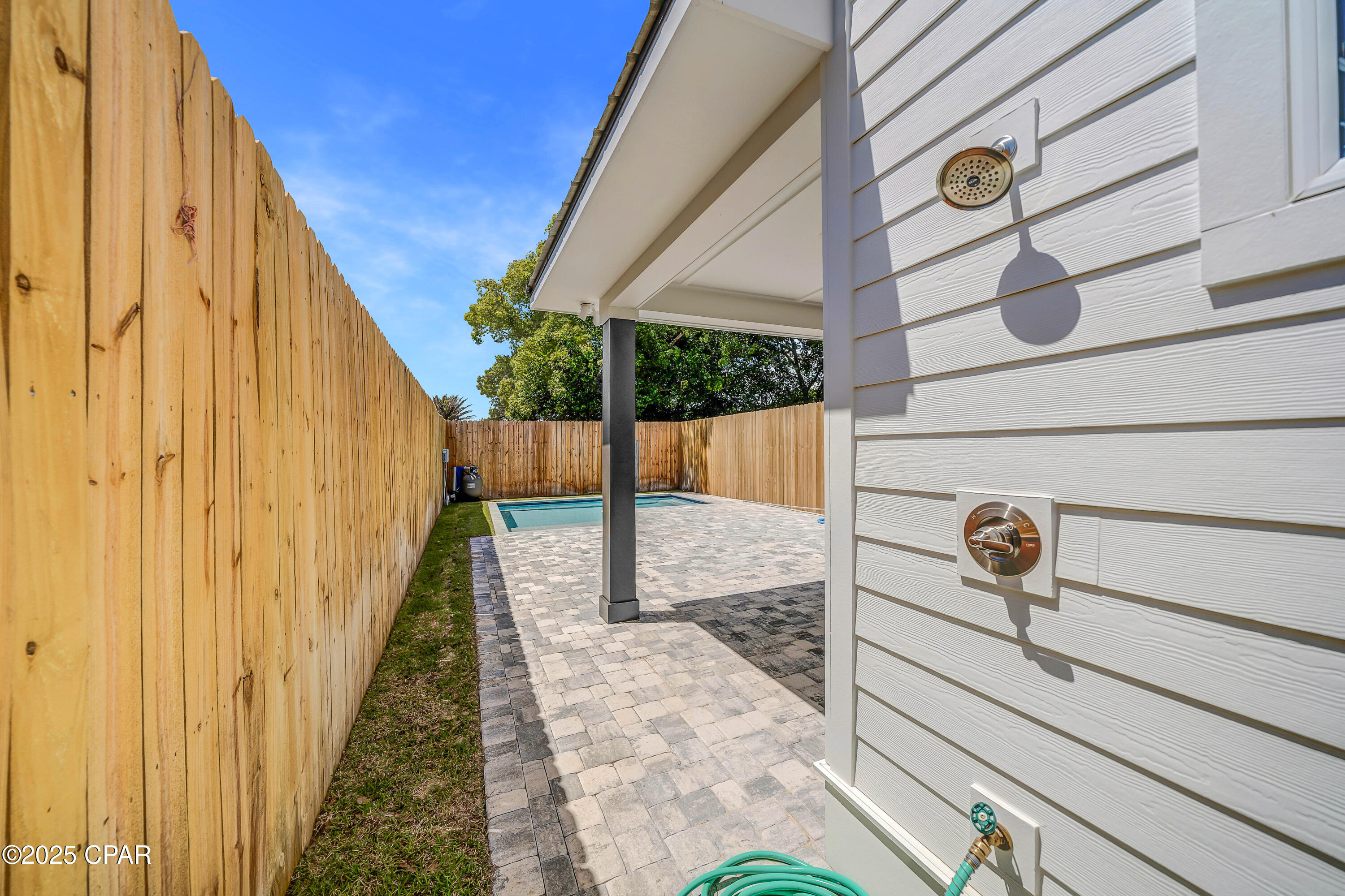 Iuxsf9clpyxs N0liqcdwg_ldqm9ujckrwqt0lasyx8