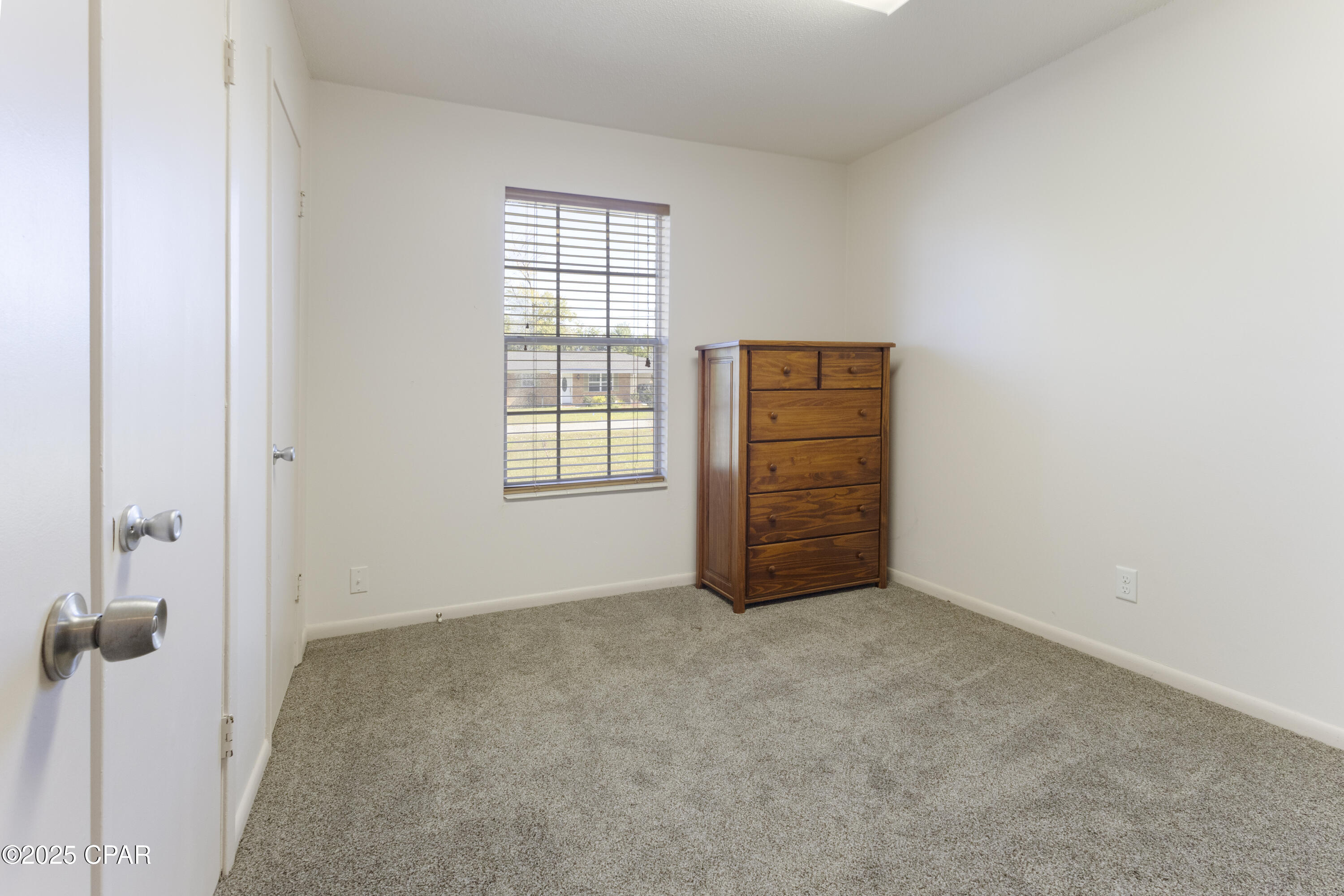 Cjdqeda Sf9sq_r2dytbnz1yhlbotjyroowxv8ntfry