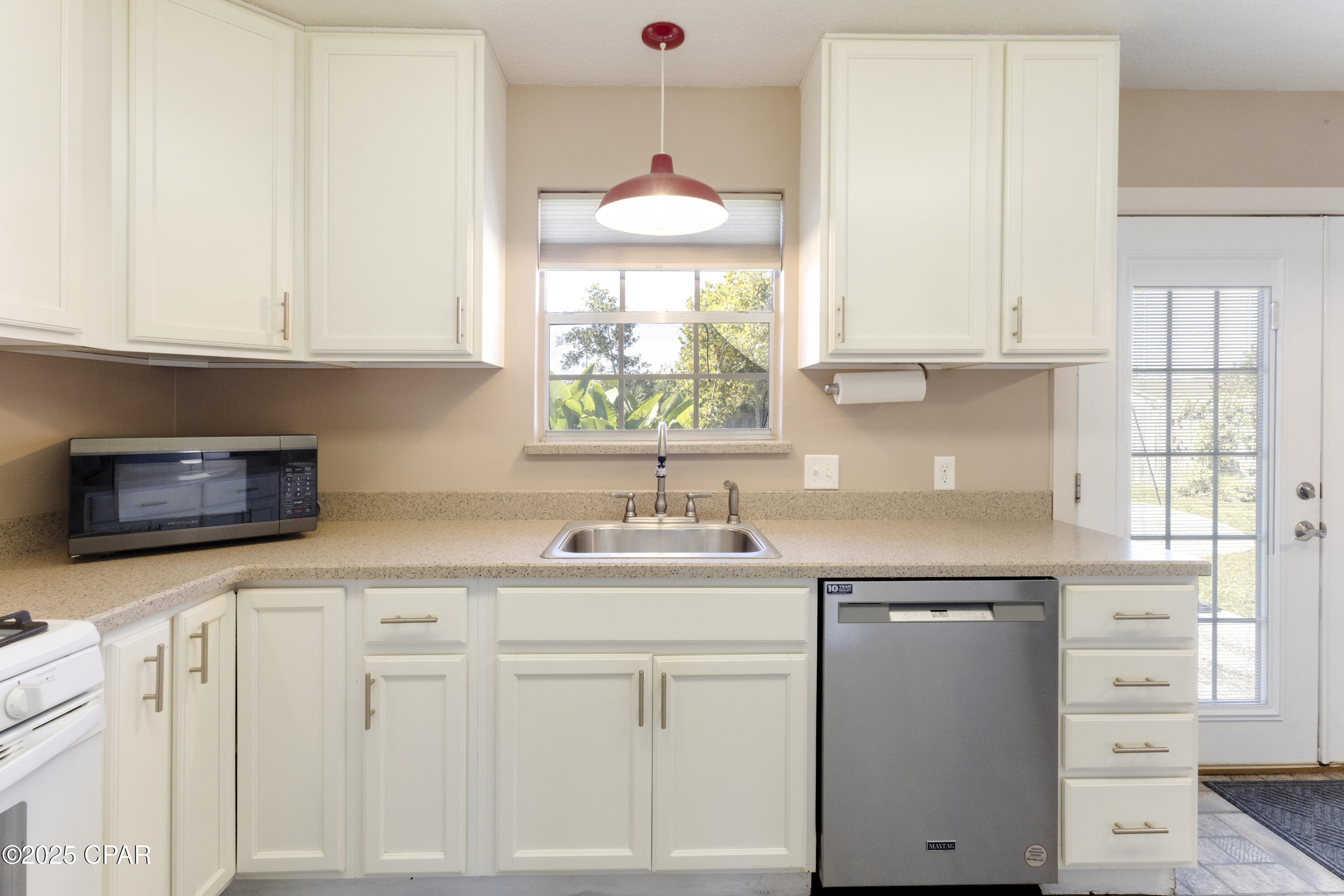 Ui9n3knnvofhh_ywyt0330fn0mmdgdxwvbghcsvo_s4