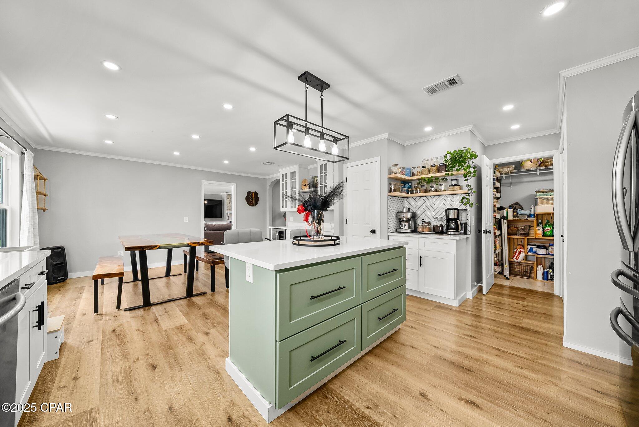 R1dydmivketlmekefzeonb6e39tcdyl_zfxjsw3tmm8