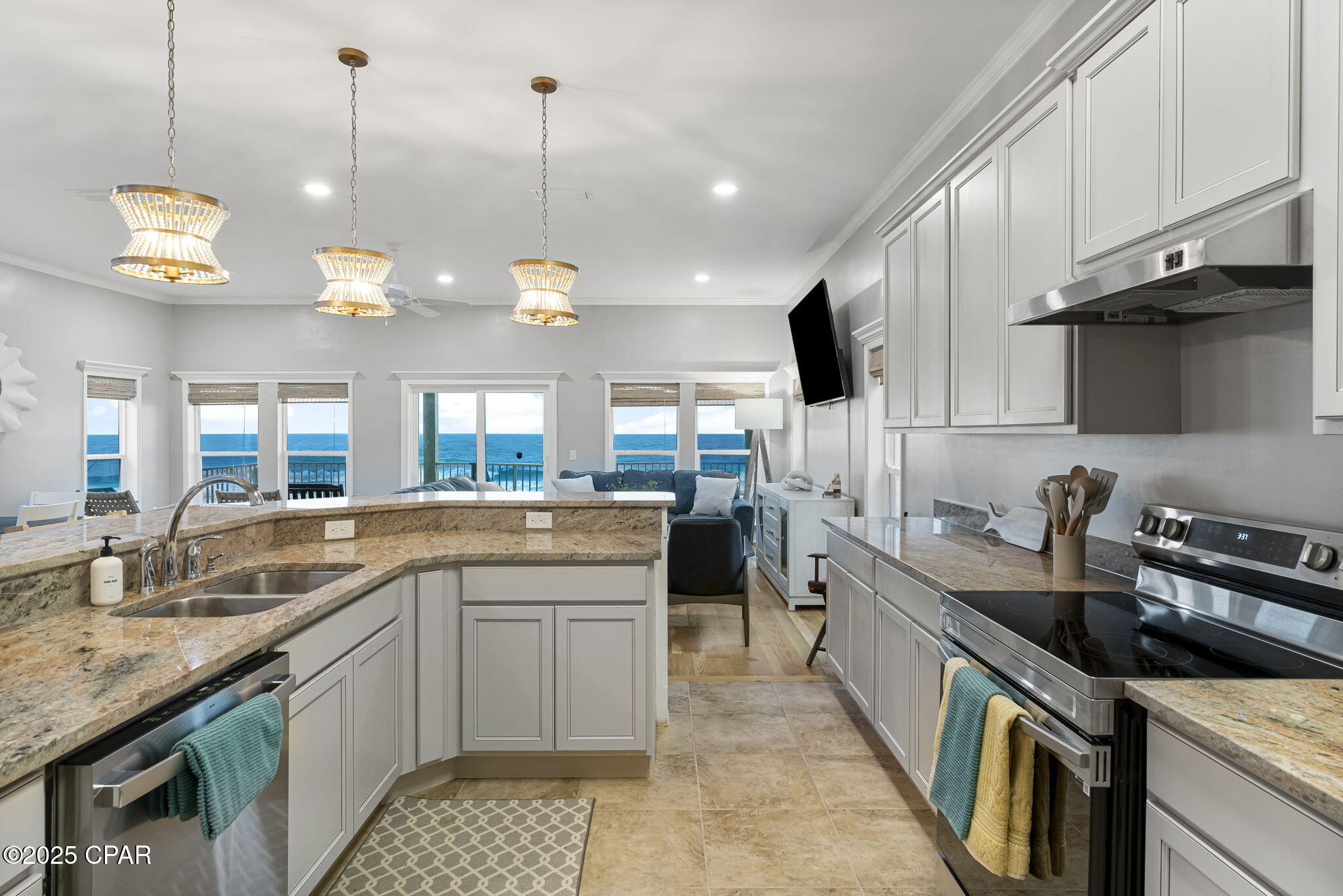 Ia24hyk5 Bqnfpeud1xd  Rksmjpceq331m0ju_myji