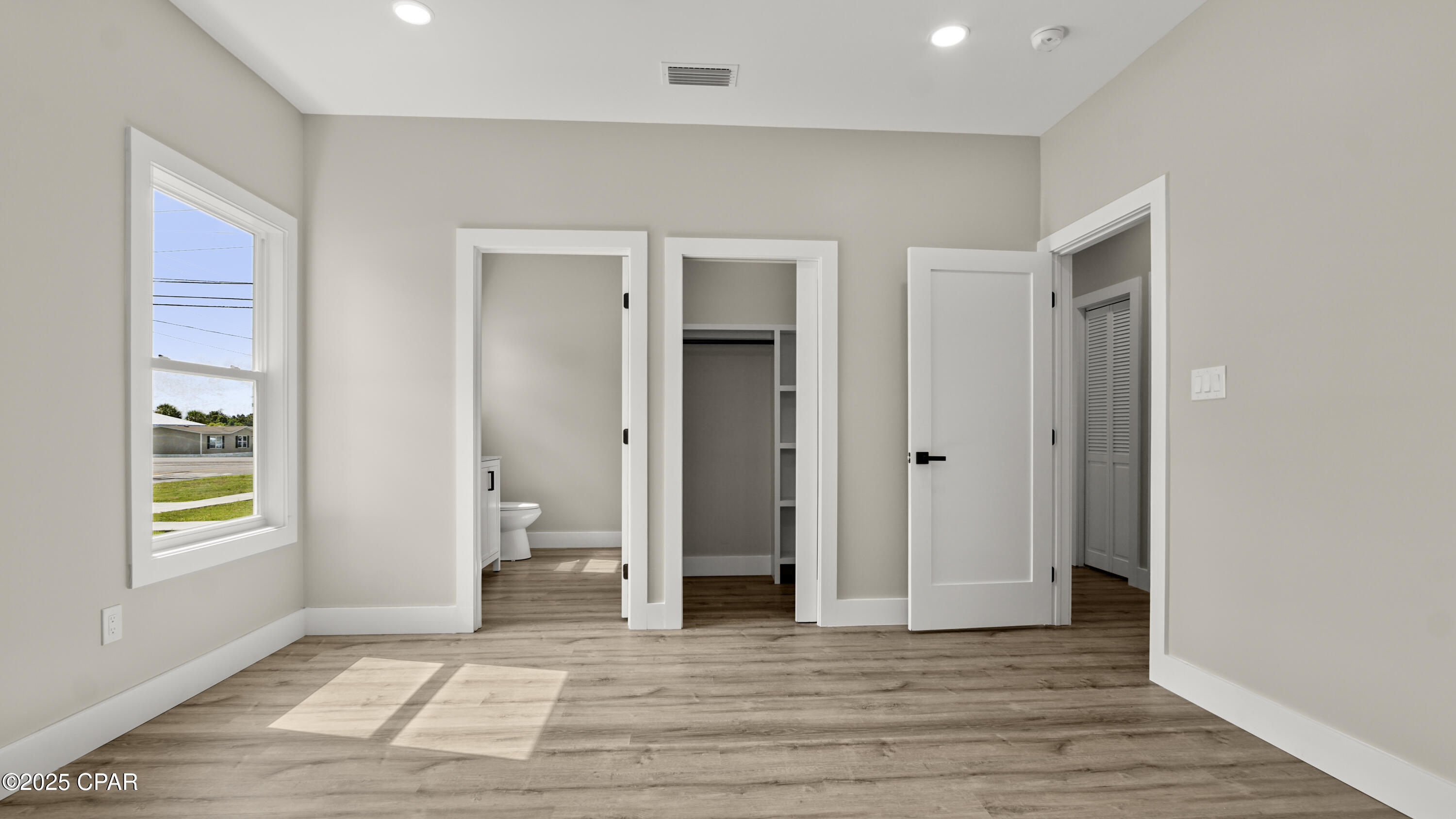 Image 35 For 3721 3rd Street