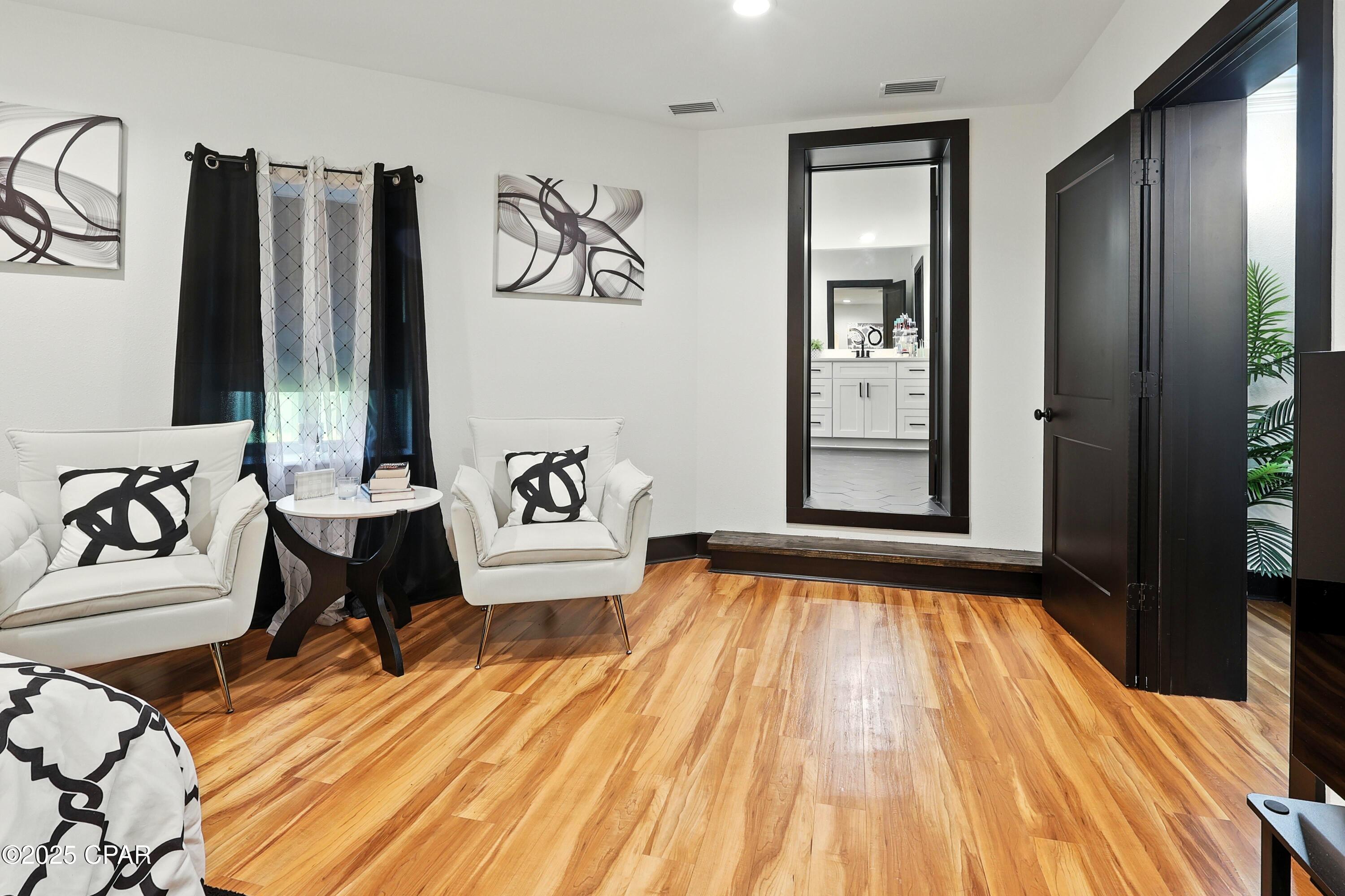 Fla Sgupgk_pgj81admgfftvn0wuloinxiir29nsuv0