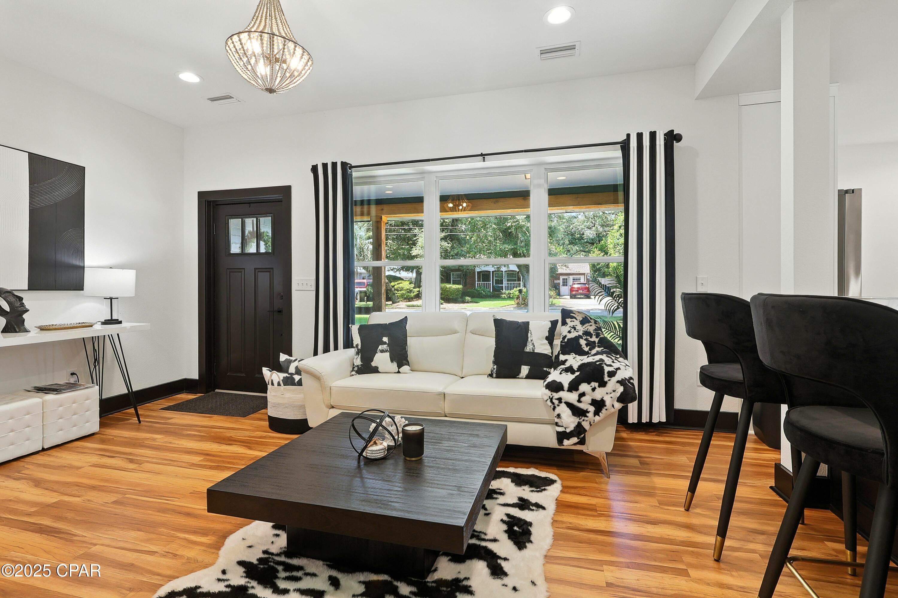 Urgzgfczdqzxgrgpynssjb7ajujyeu56qtzur0w2x_y