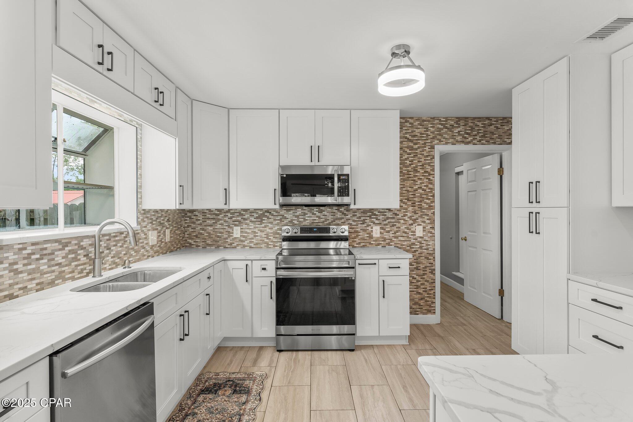 Image 13 For 3167 Wood Valley Road