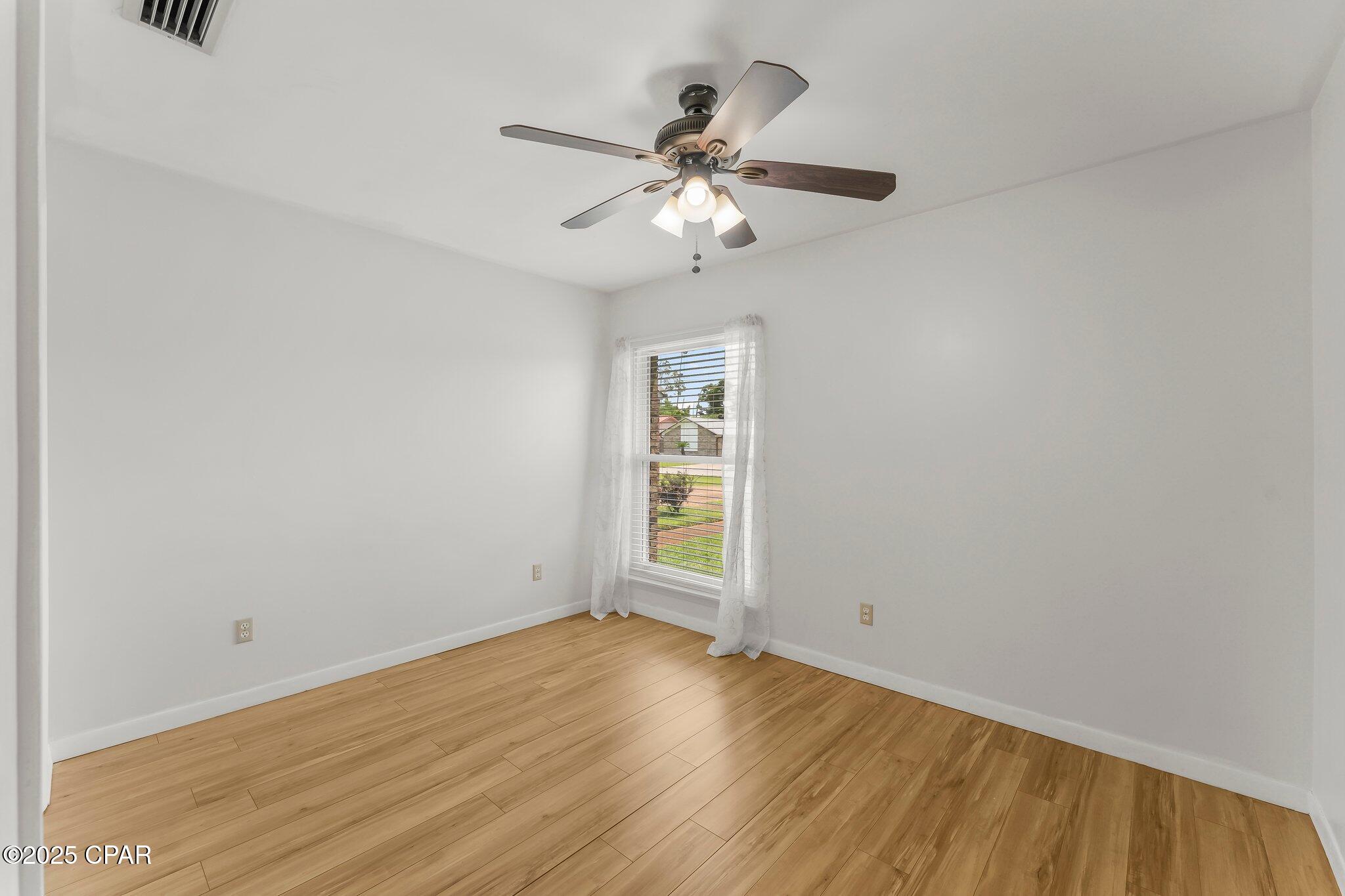 Image 25 For 3167 Wood Valley Road