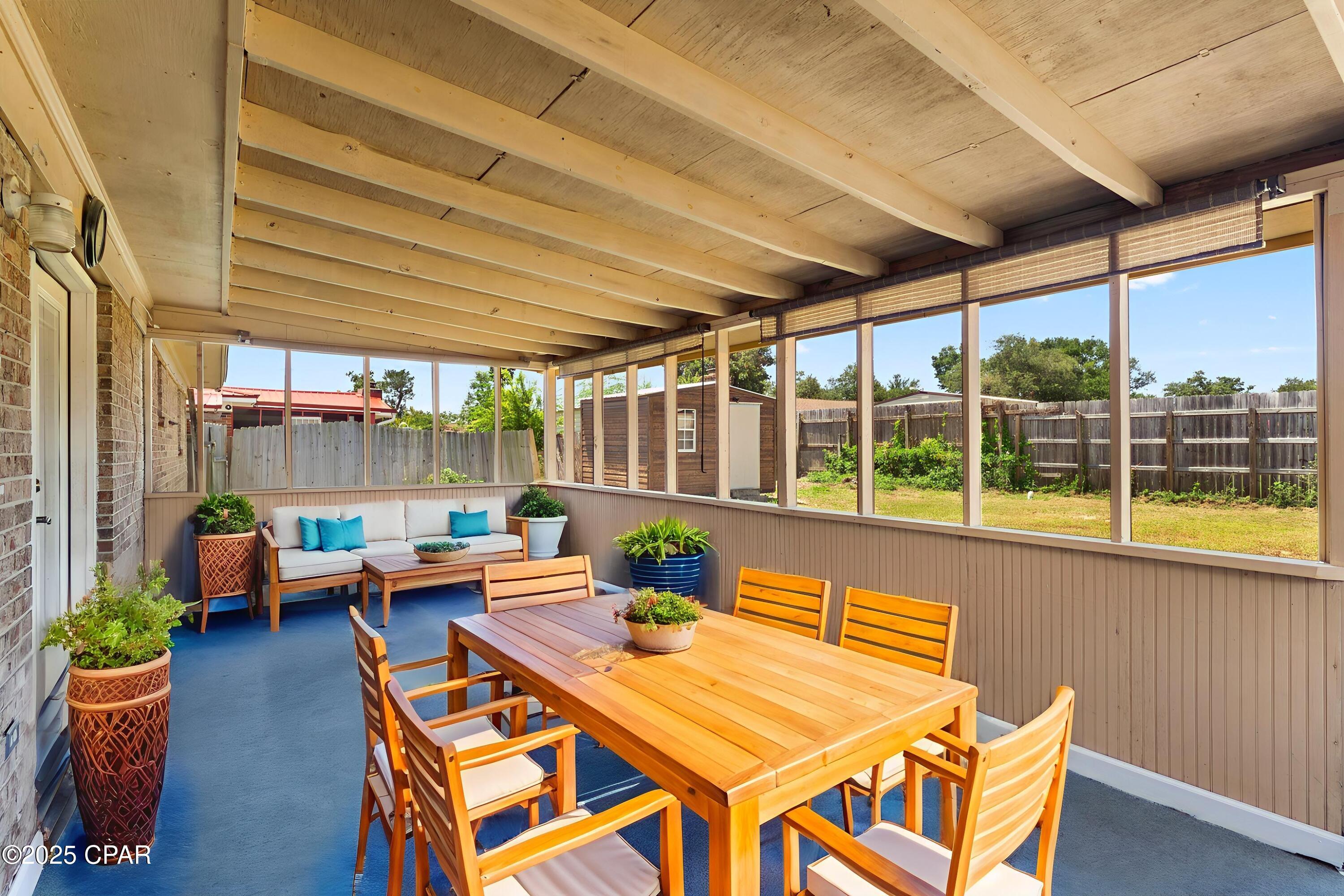 3iu Ilxiu4_m3a176z6z9lboyttv Y5cstyob_r_eac