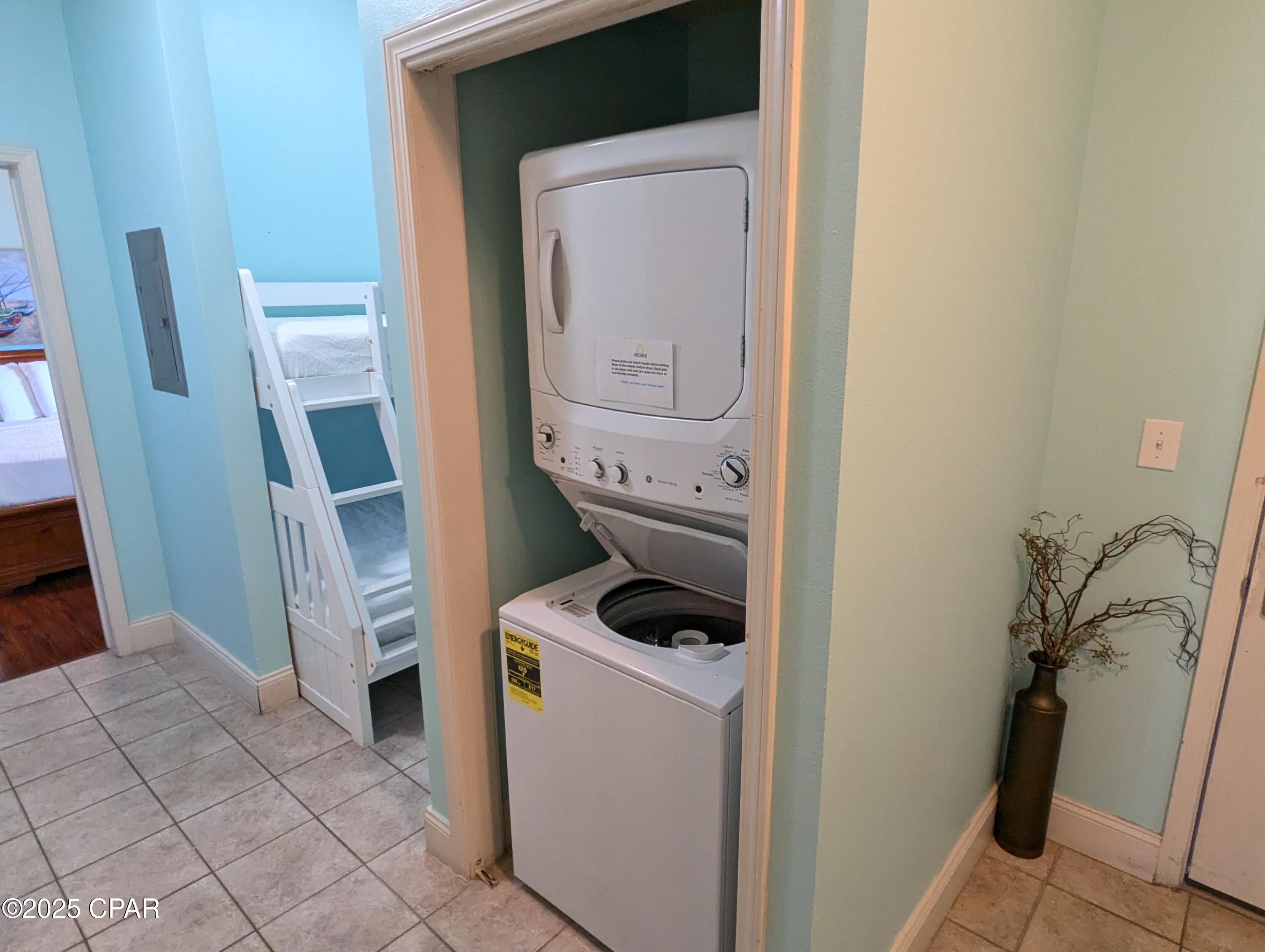 Image 18 For 9902 Thomas Drive 2029