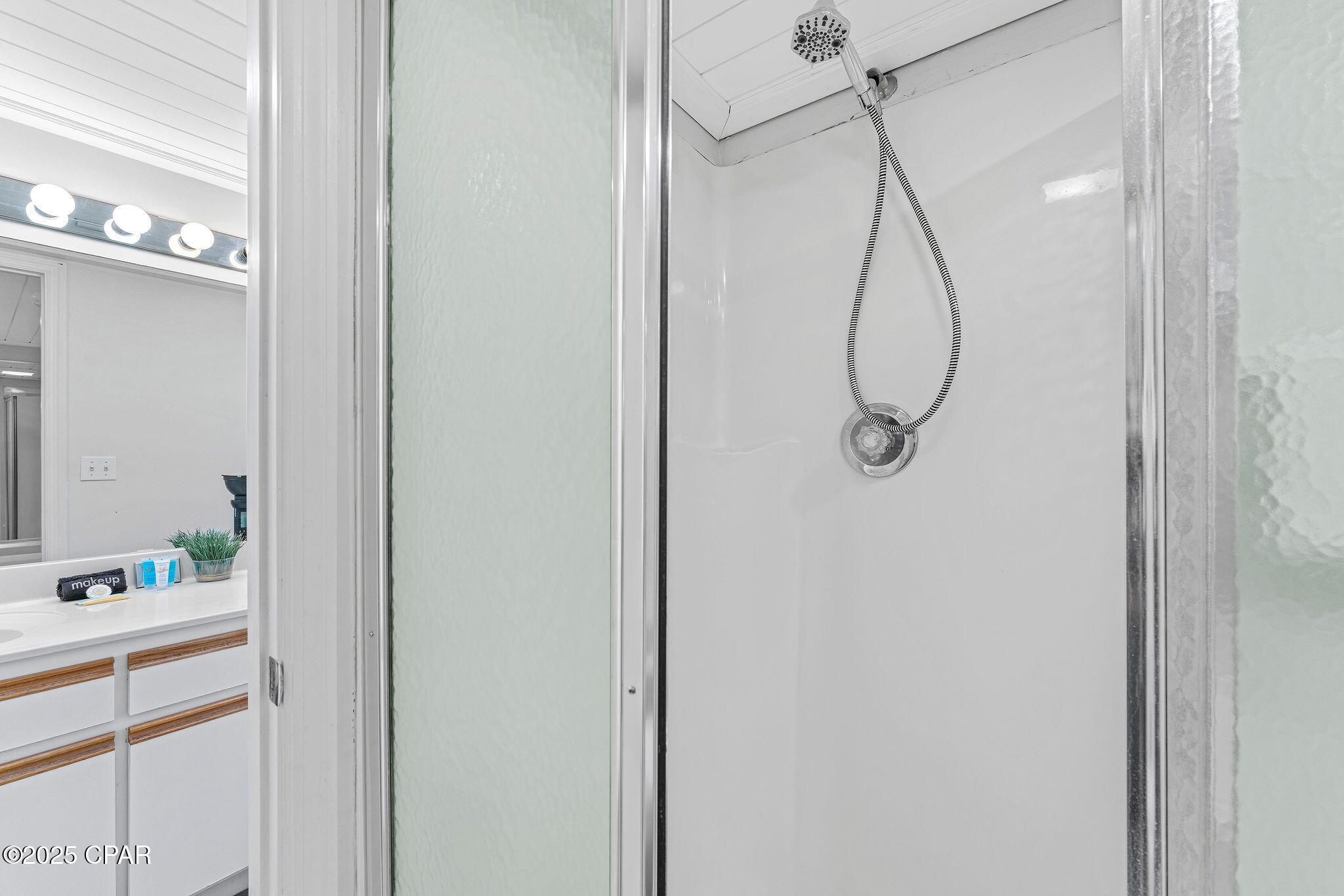 Izb814saztwzqie3p1ipfar6kszrdgxygv_zgr0dcc8