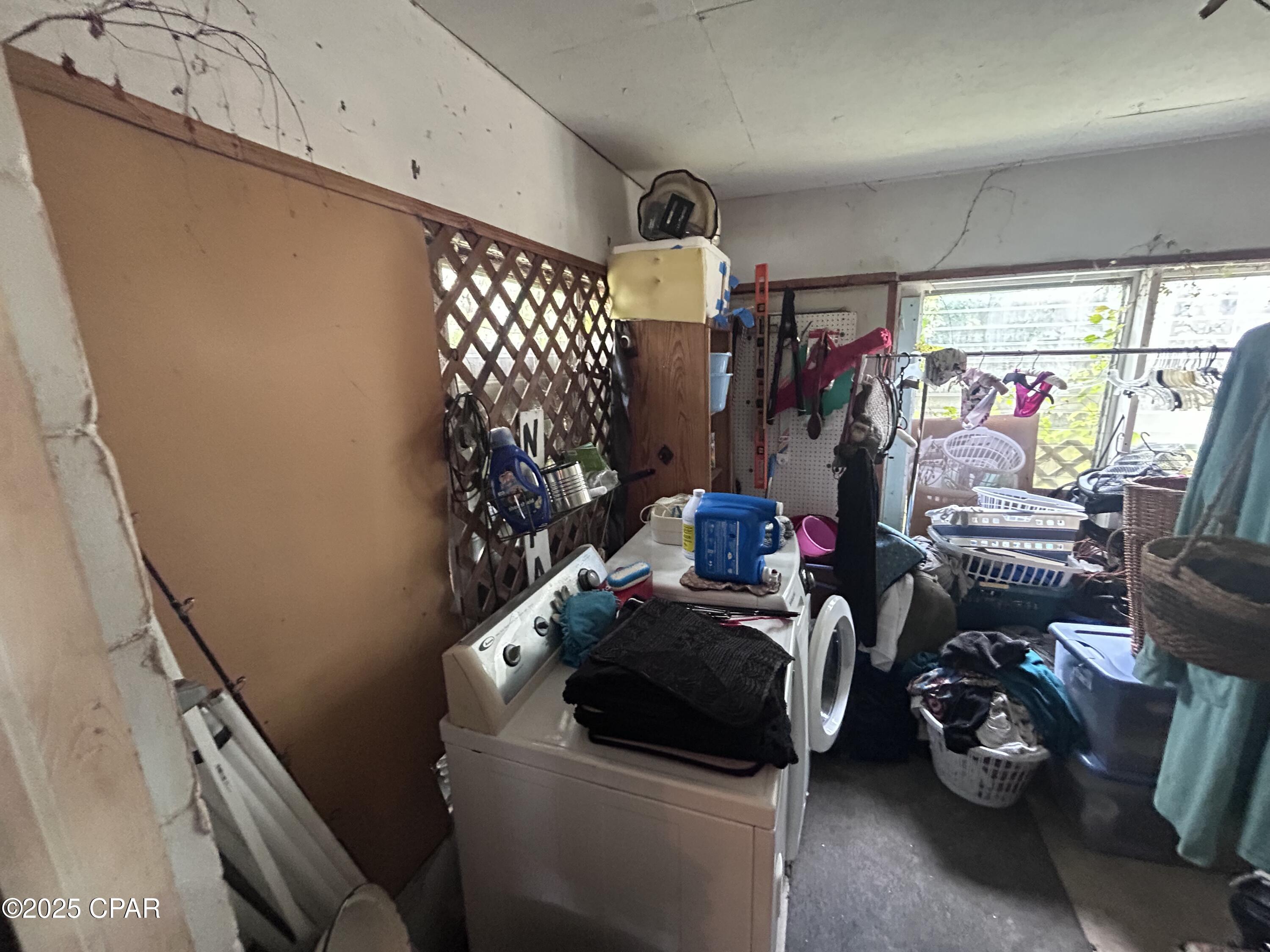 Imjqeqbrnaduynb46c4wg5rmppqqytiua2_lsxuk Di