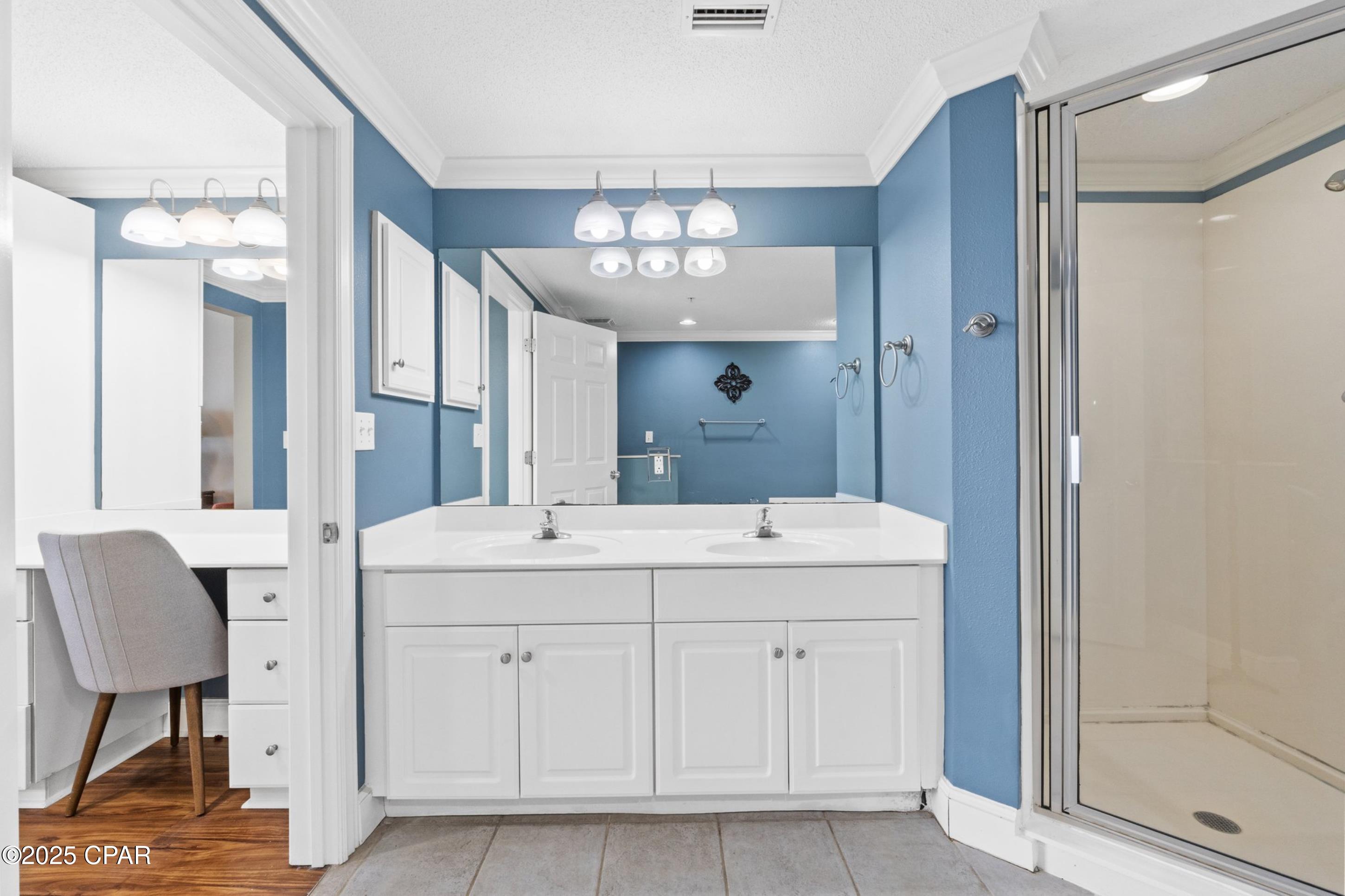 M6ua_hwpz4hi_j6seglqjjyno 2_q6piauqof3mapmo