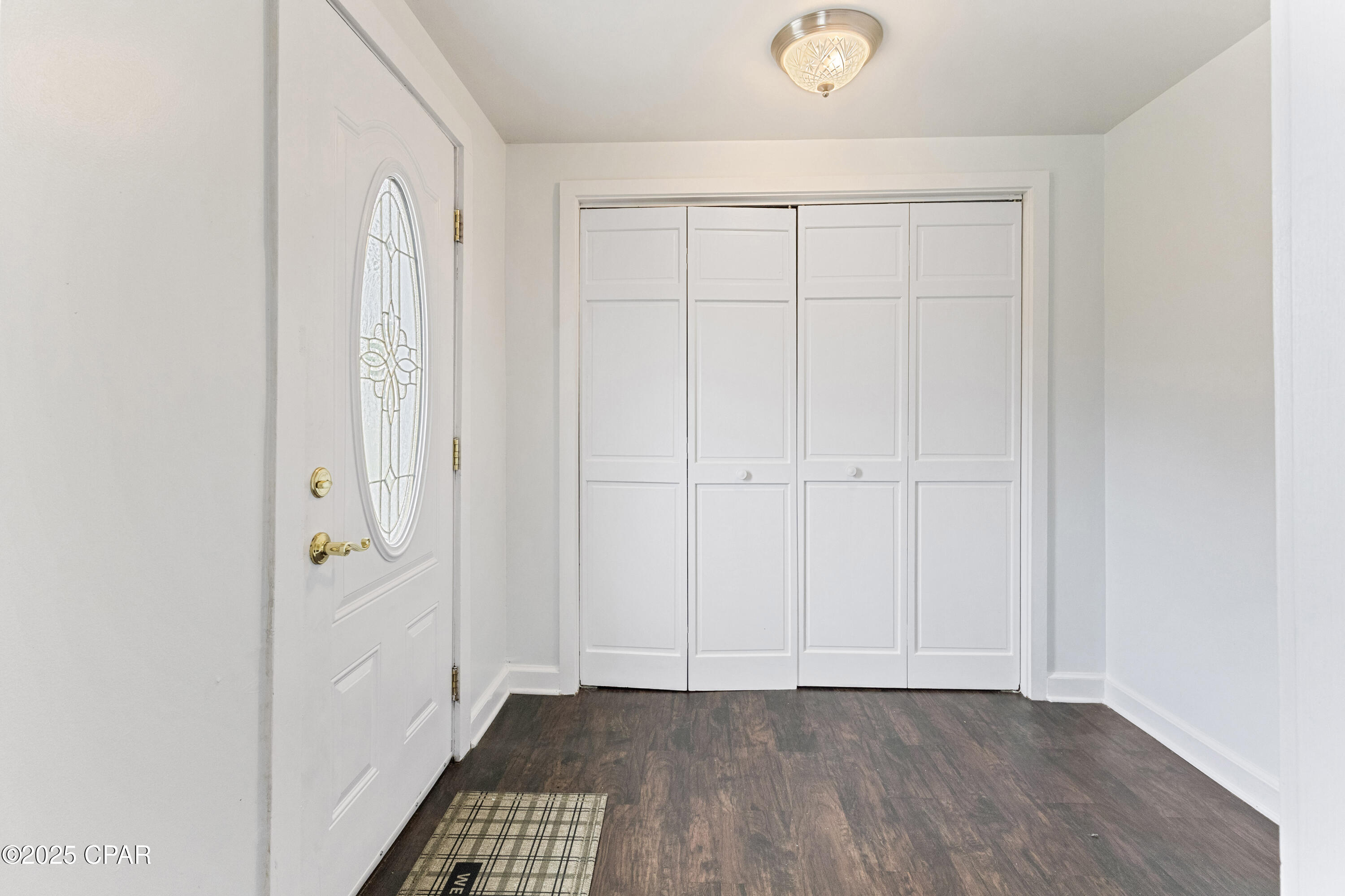 Image 12 For 210 Cove Boulevard