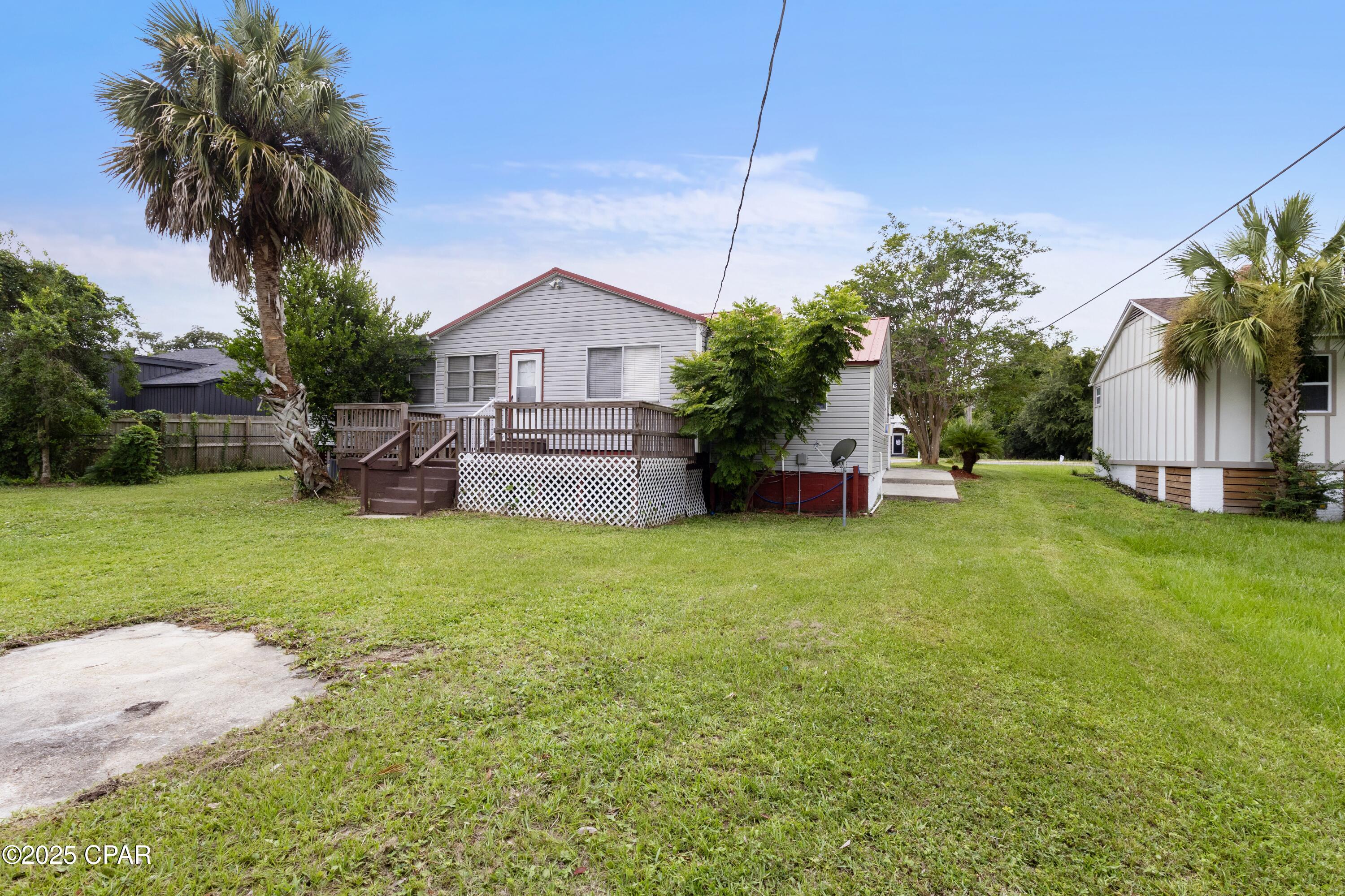 Image 22 For 210 Cove Boulevard