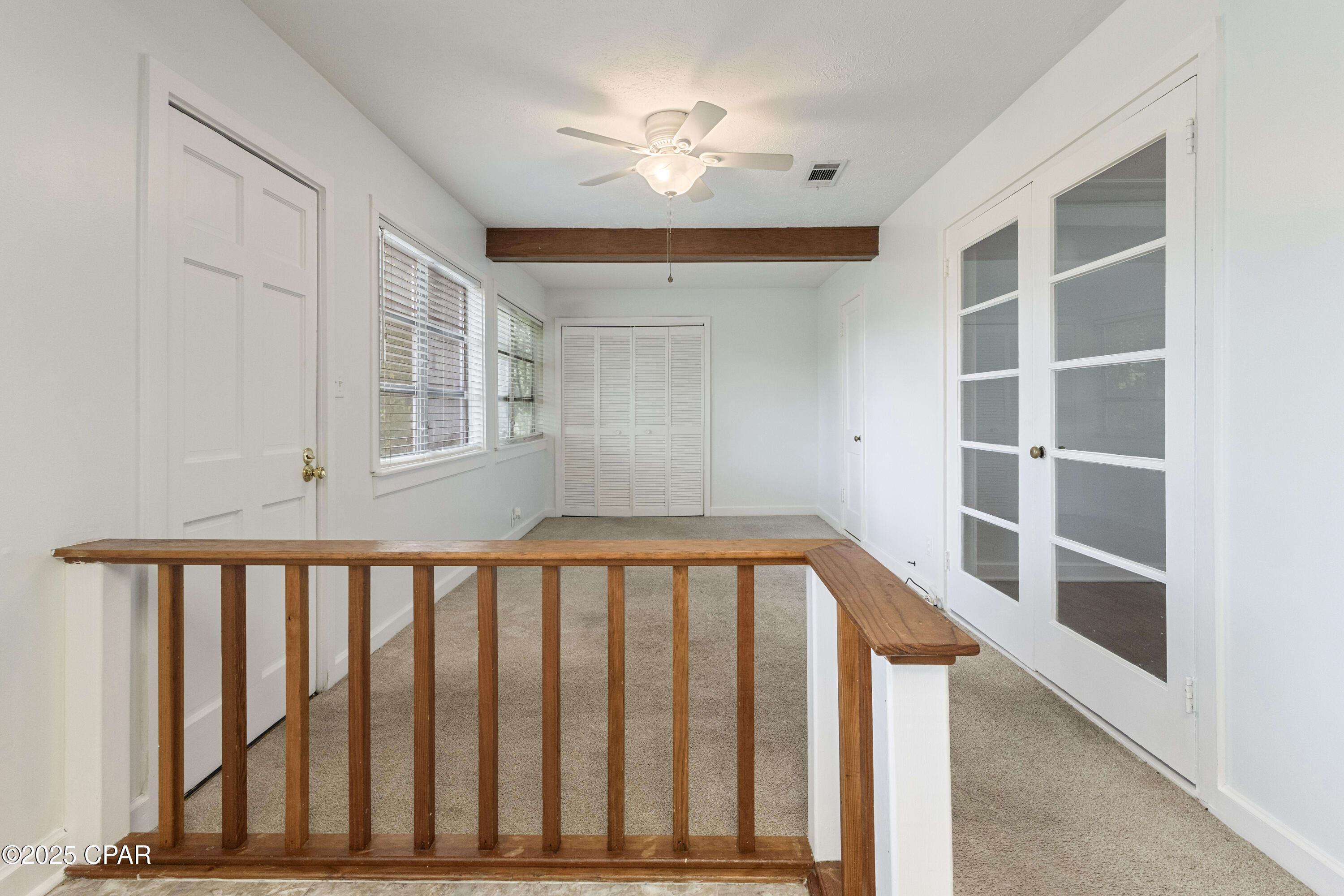 Image 5 For 210 Cove Boulevard