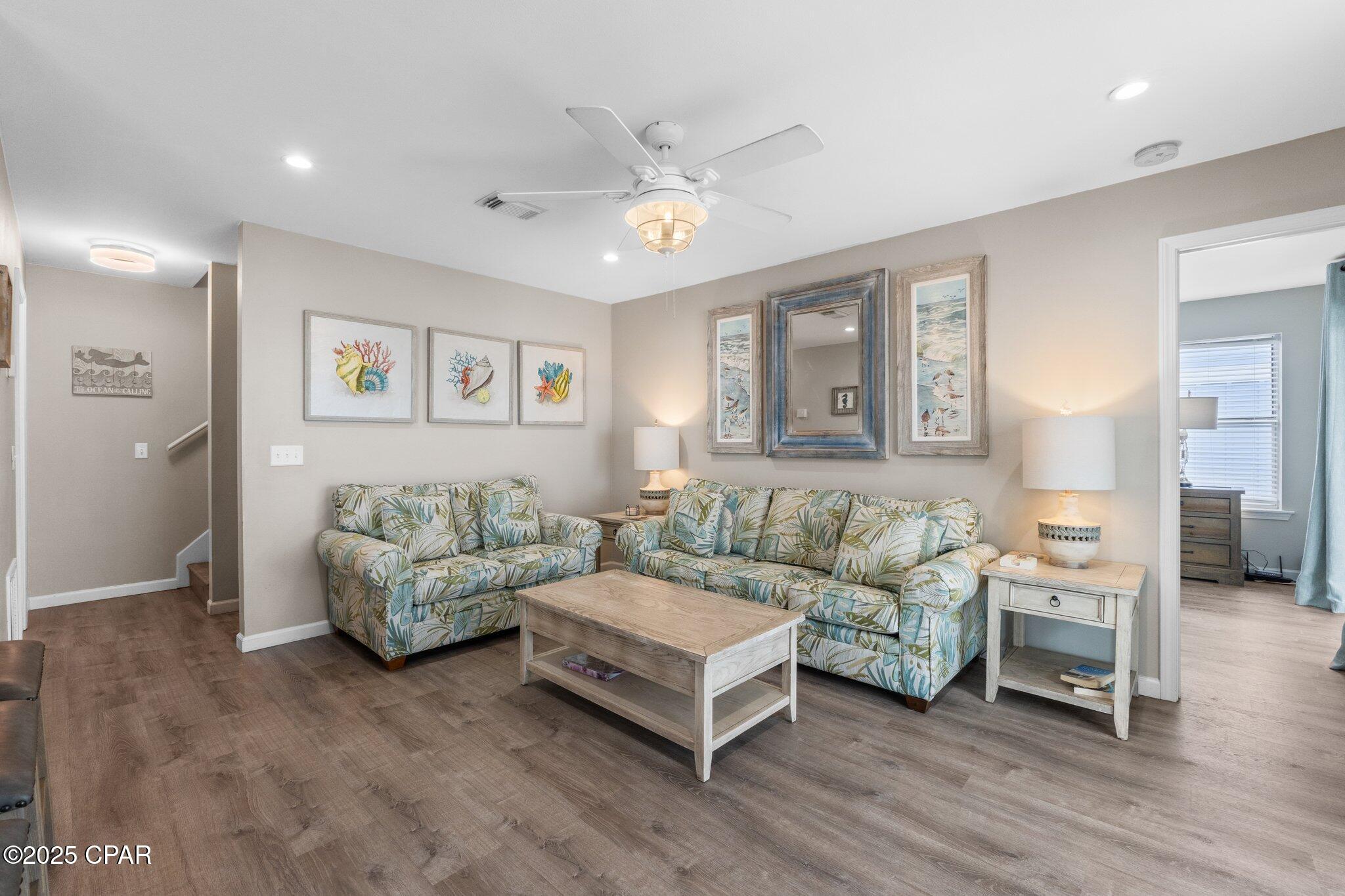 Hhsfncwtt6wx9gu Eny74cra2r0_oahz Rkqm_jay Q