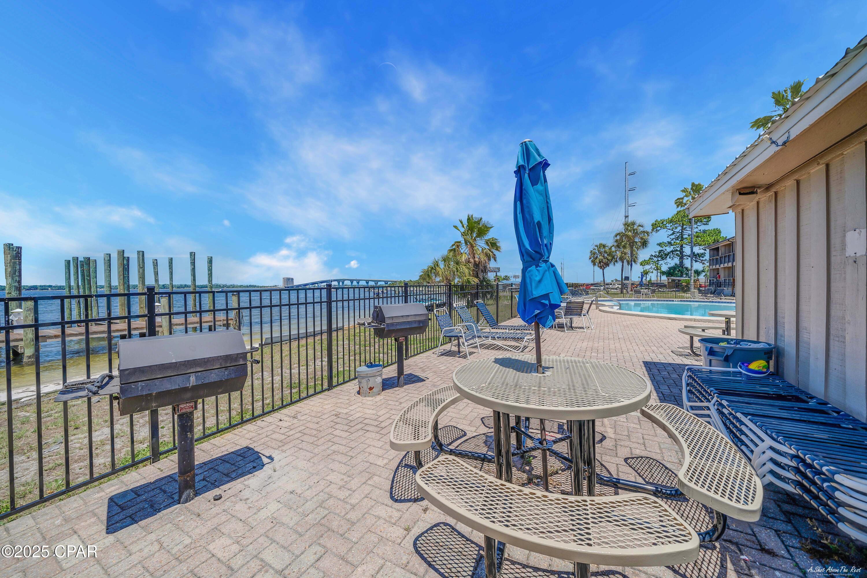 3xlibl0p1fhv8u4l70drqddpkerl_opd59p8phad28c