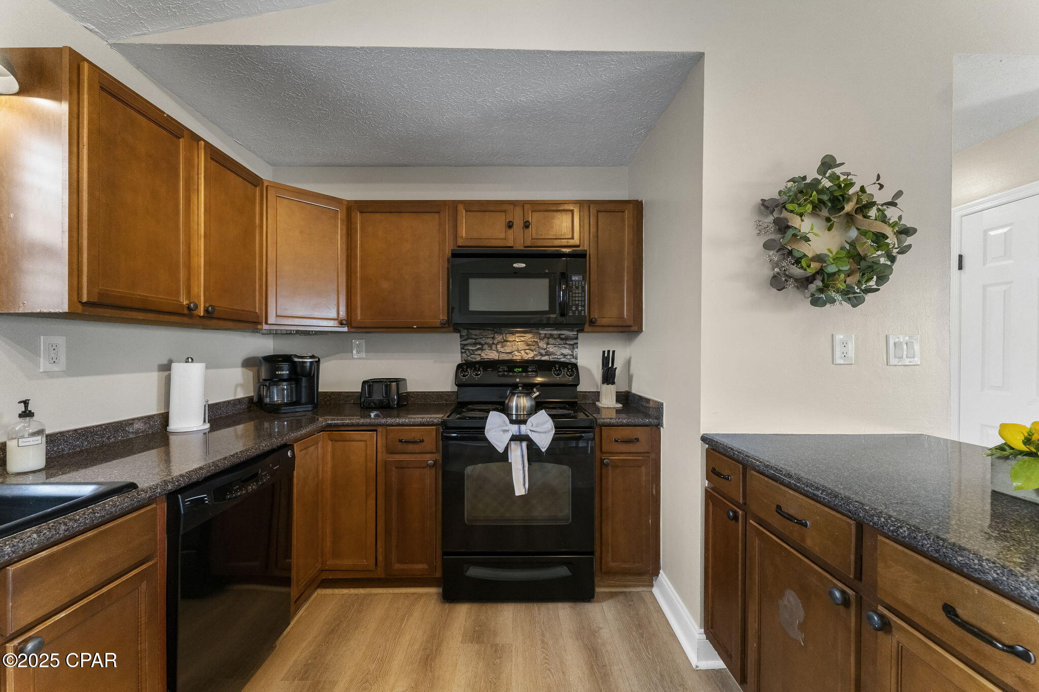 Qmlb7 Kyijqvo97n2nziwacz63c69qrpbkho_enabtw