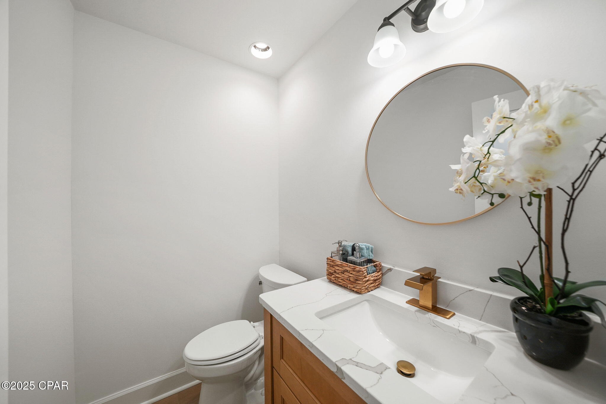 Fehfpgednldsgb7j Draq0jkev5jhlgudarfjzislli