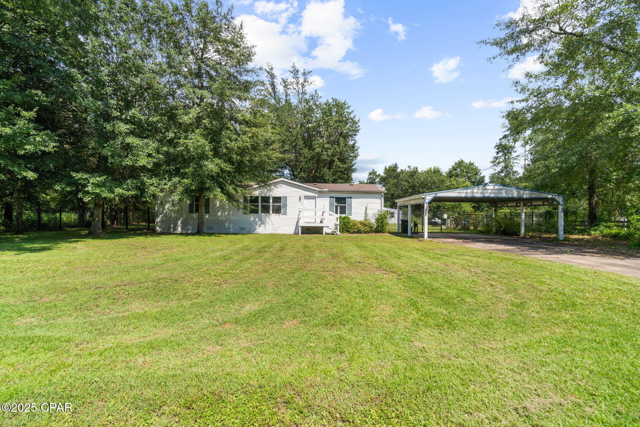Image 2 For 9142 Tracy Way