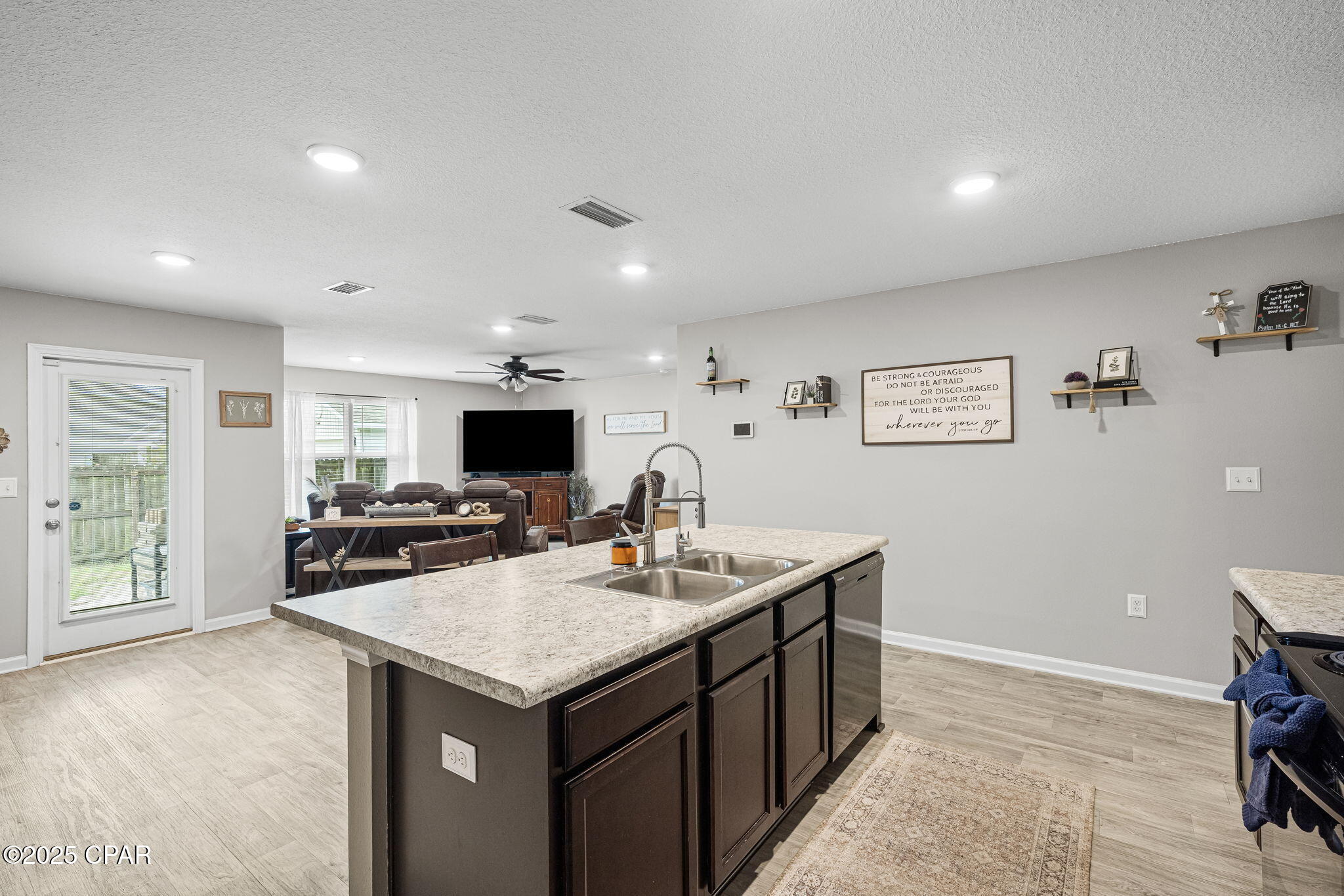 0rcr0 Lk4juywm Pj_umjtp0zduwqpbozaxqvdd44qe