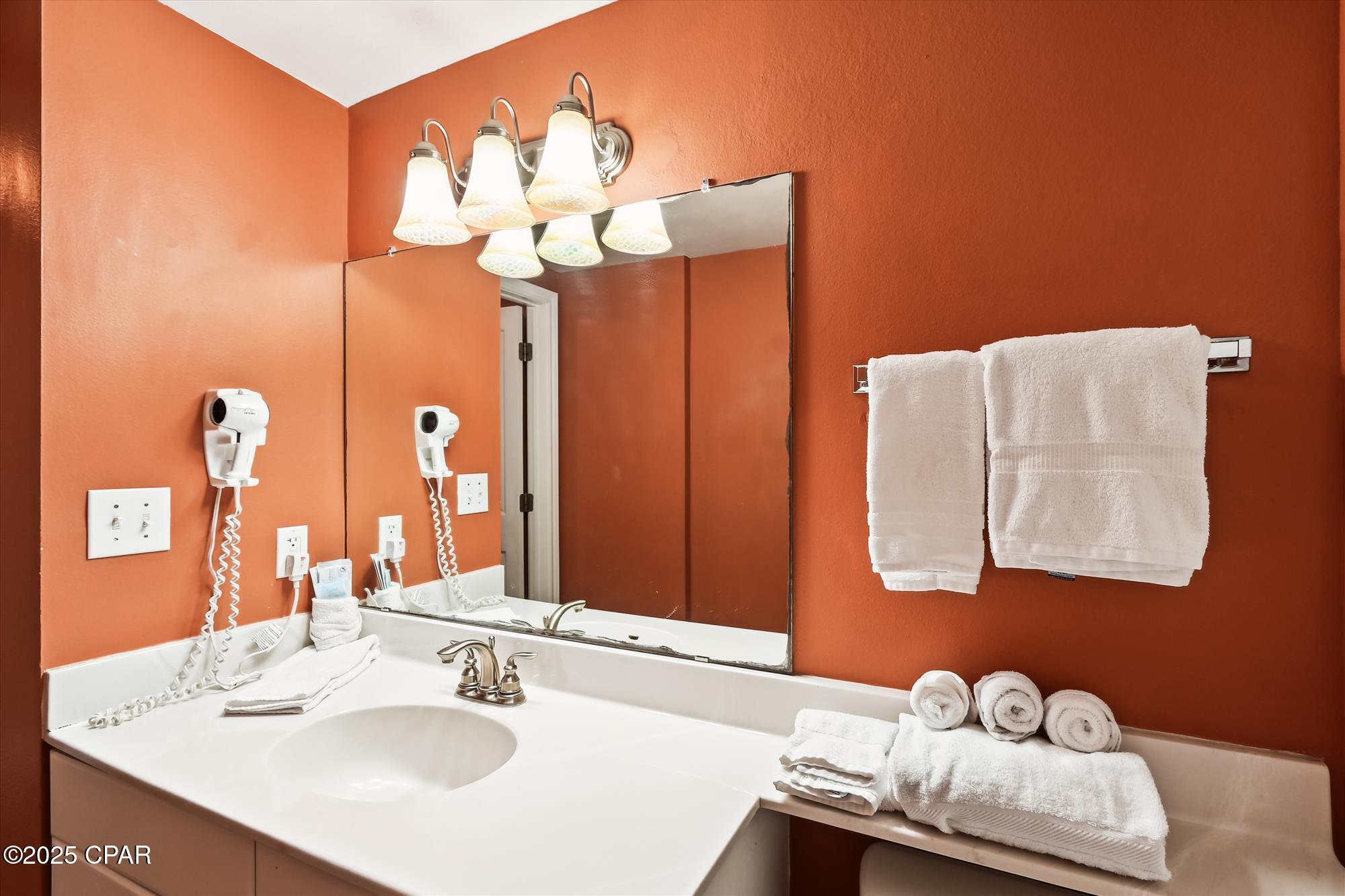 Brhr7mp80rmzlipxf_bzsfhlqx_uronctnzdnr4fps4