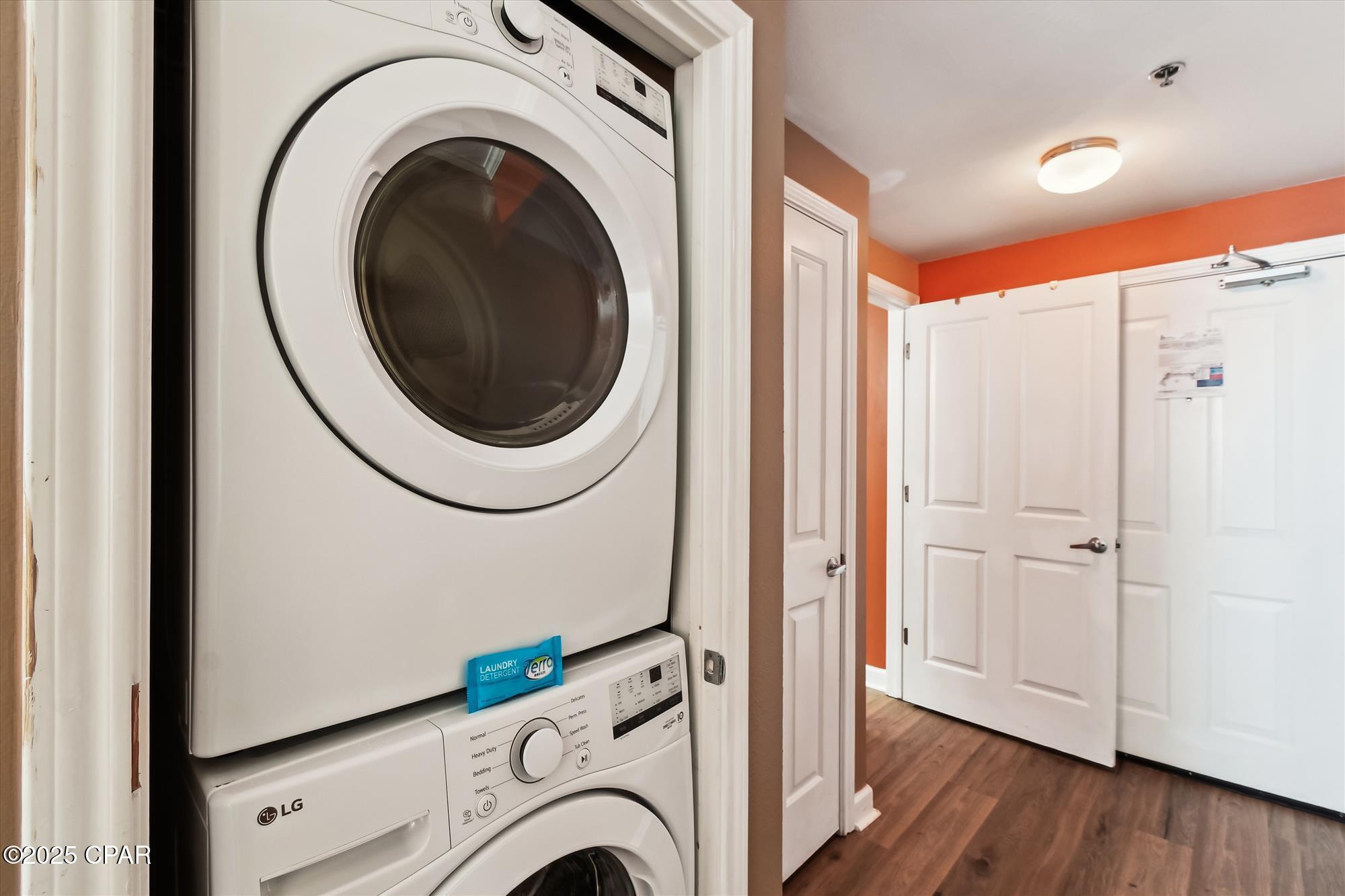 Image 12 For 9900 Thomas Drive 1106