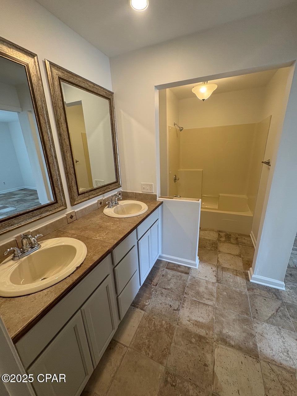 Tyybhntzlig_cqfzszz_wikmulvbp992ksxpumhbu4w