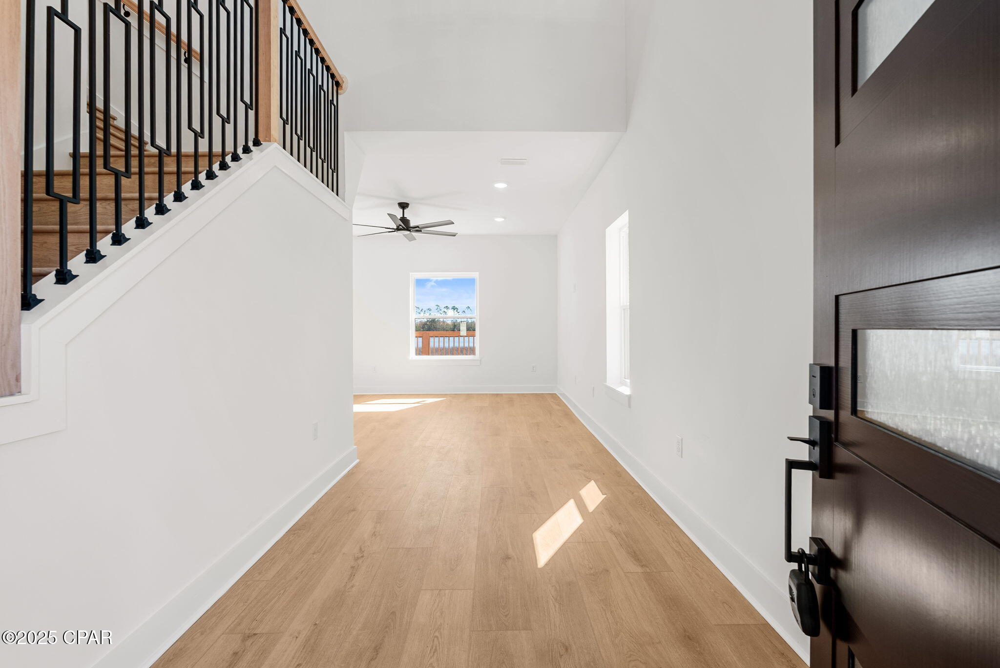 Image 4 For 420 Lacosta Avenue